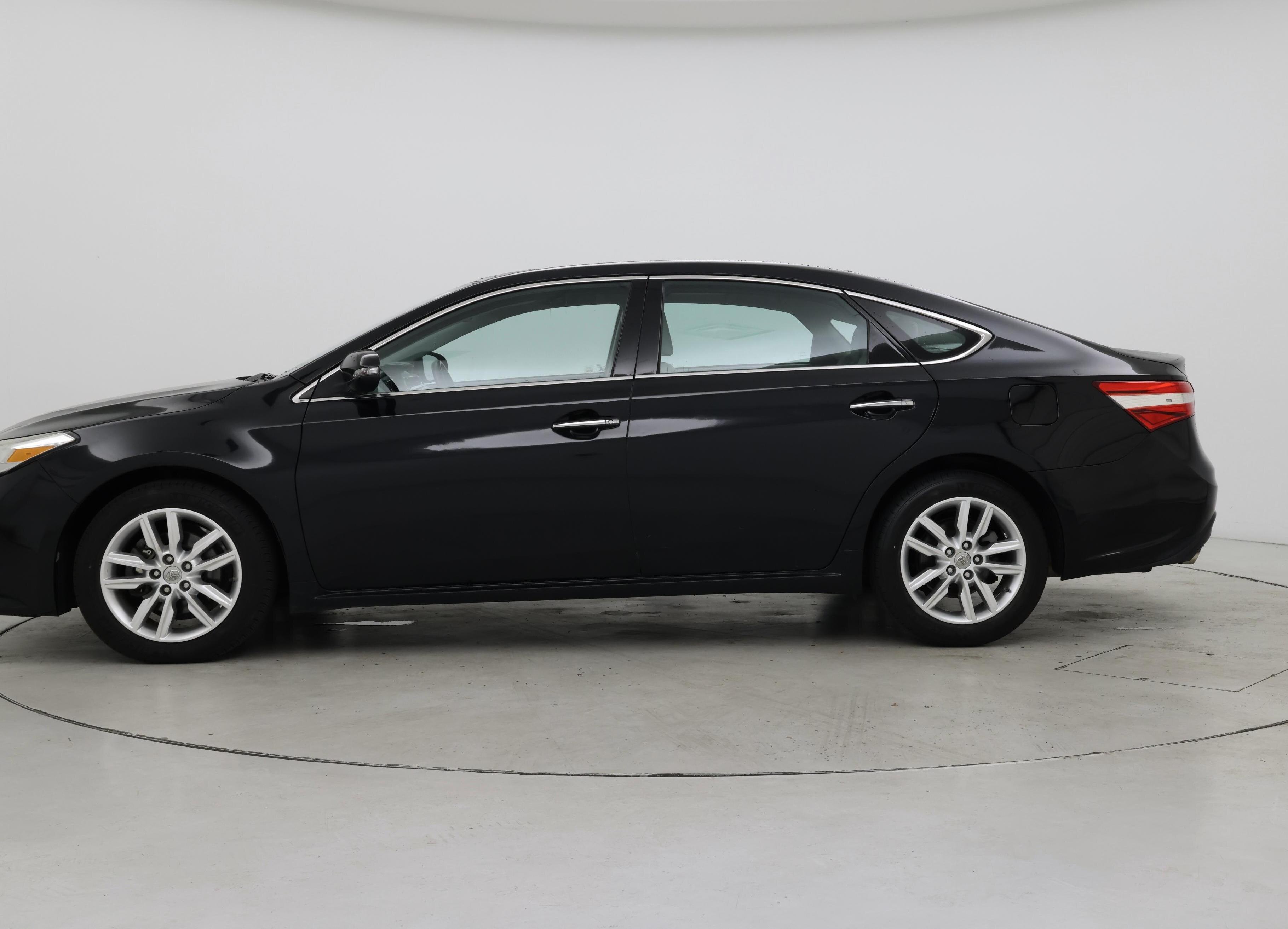 Thumbnail: 2014 Toyota Avalon - 3