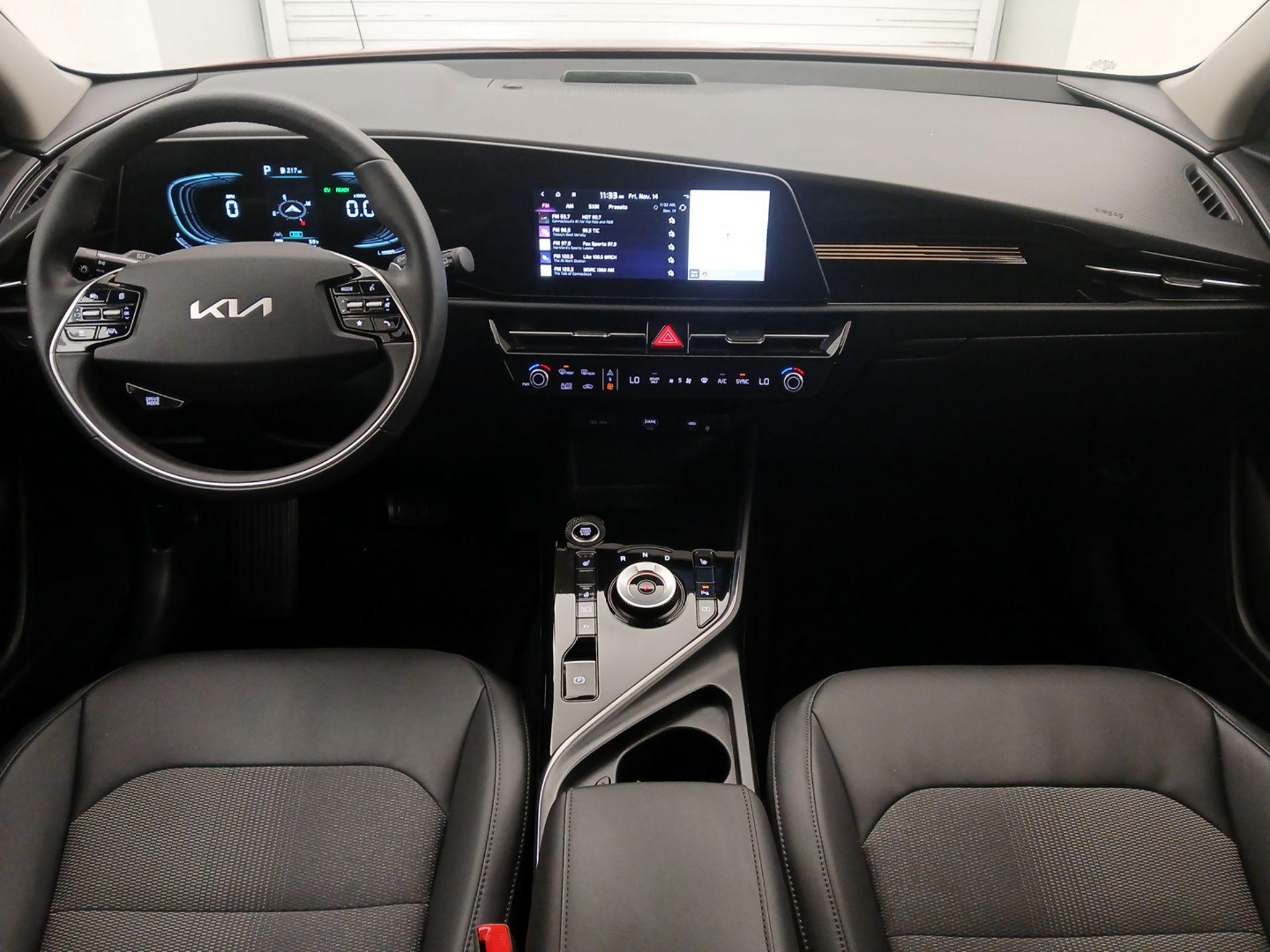 Thumbnail: 2024 Kia Niro - 9