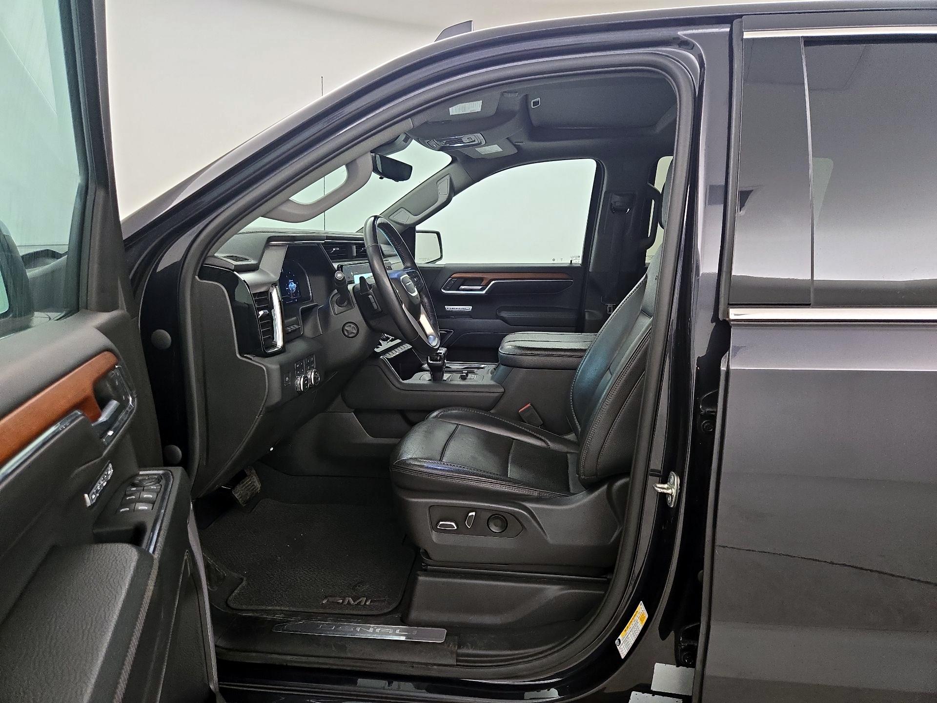 Thumbnail: 2023 GMC Sierra 1500 - 11