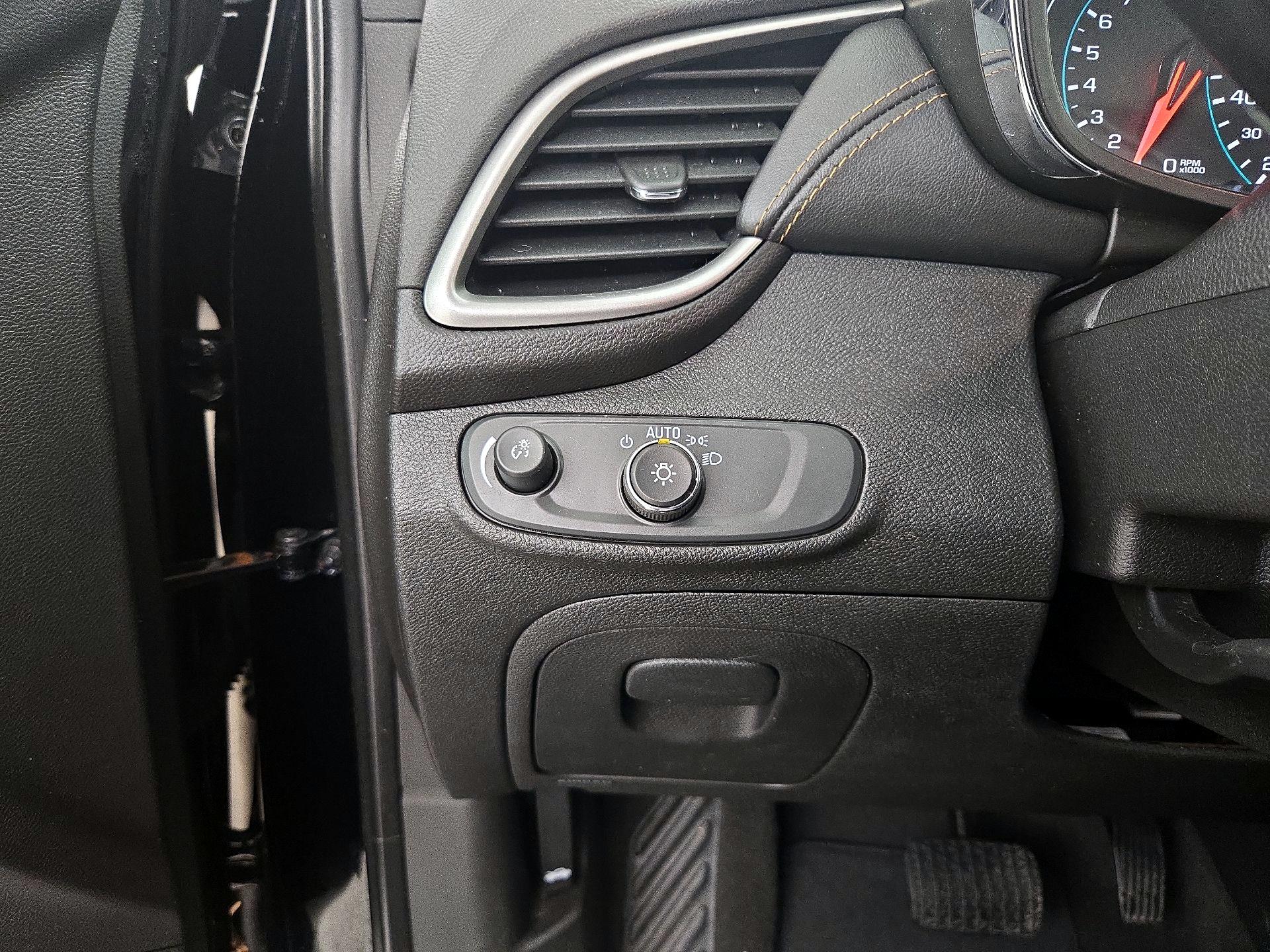 Thumbnail: 2019 Chevrolet Trax - 13