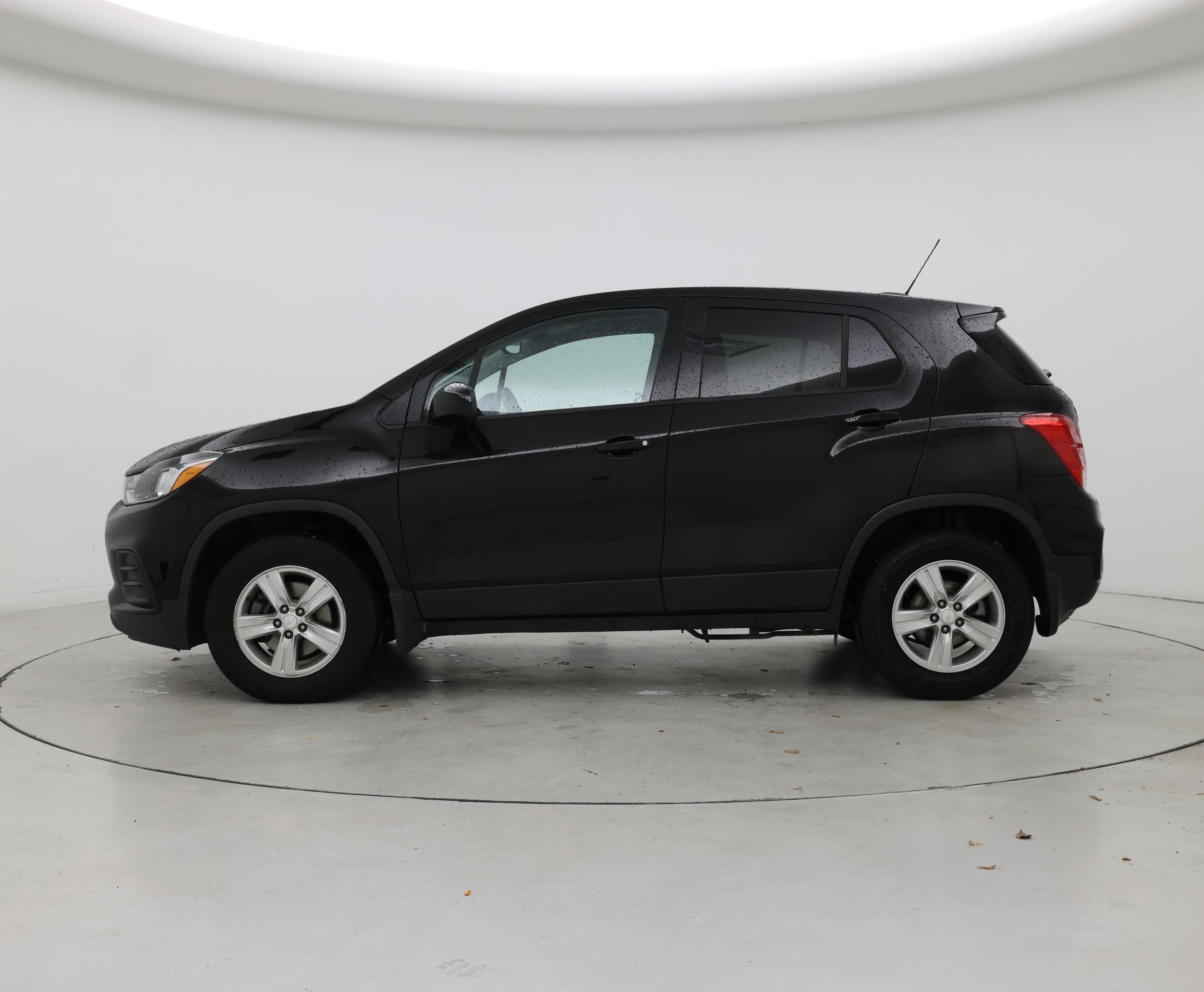 Thumbnail: 2019 Chevrolet Trax - 3