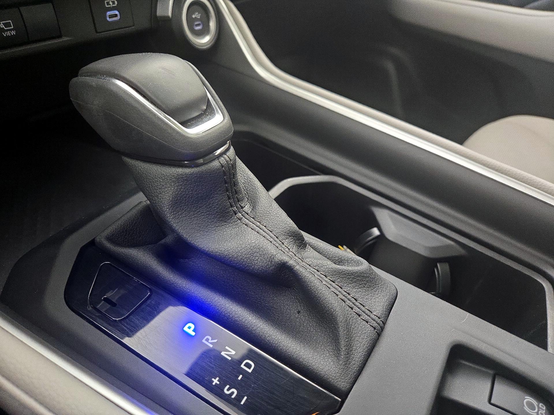 Thumbnail: 2024 Toyota Highlander - 17