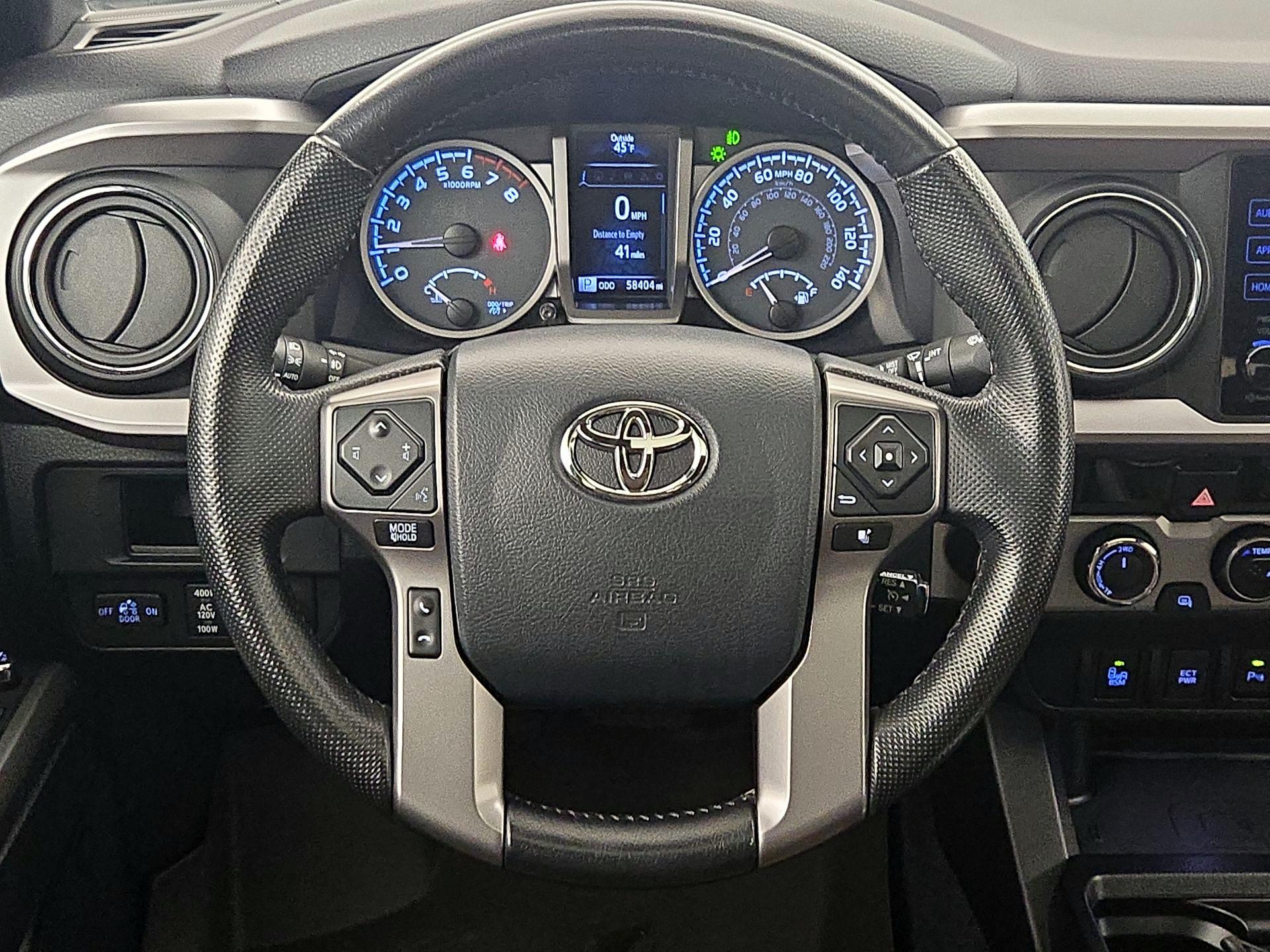 Thumbnail: 2016 Toyota Tacoma - 10