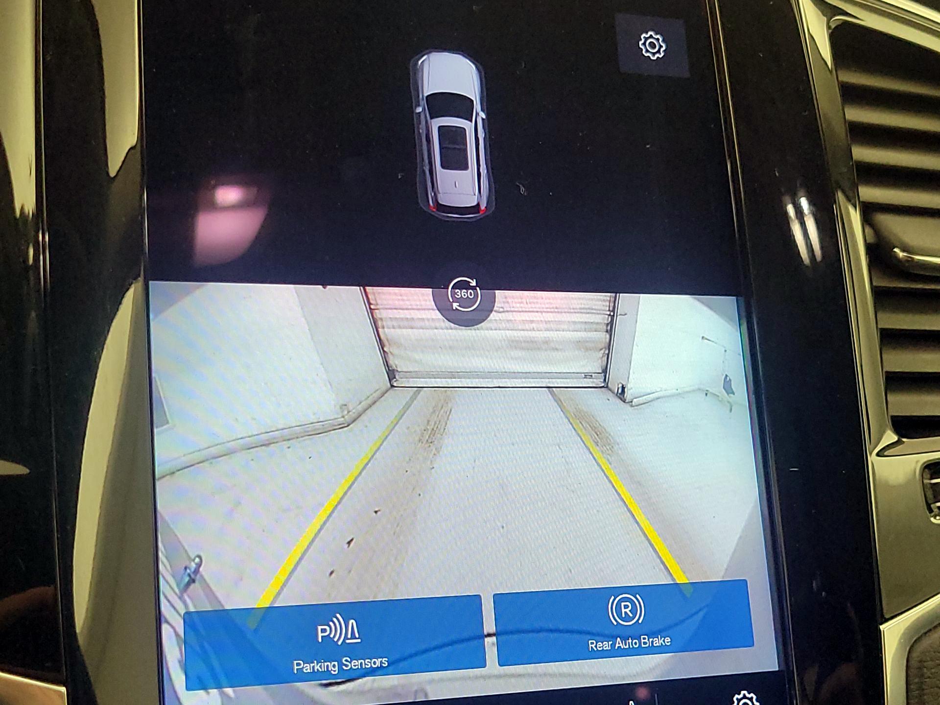 Thumbnail: 2023 Volvo XC90 - 14