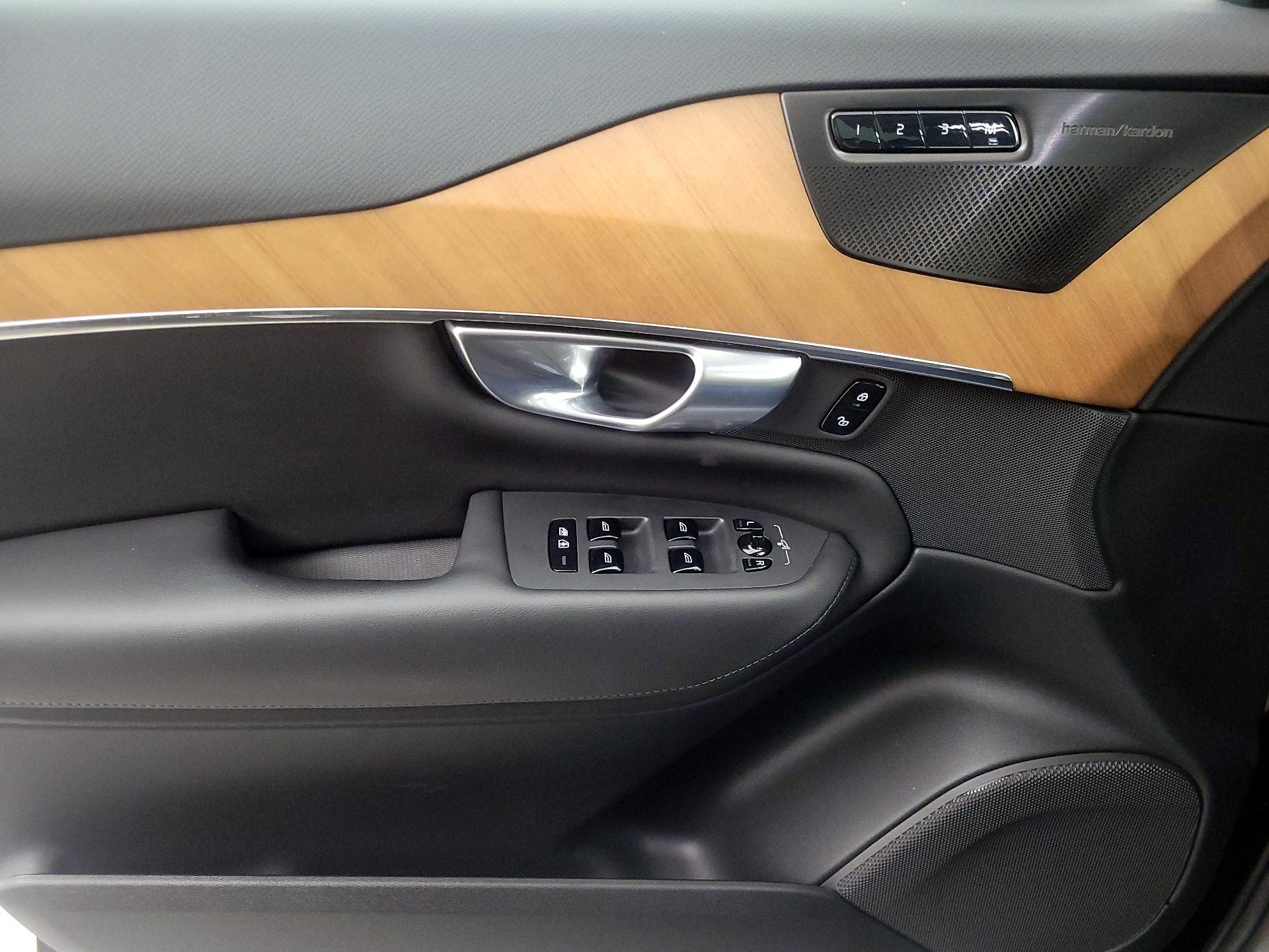 Thumbnail: 2024 Volvo XC90 - 12