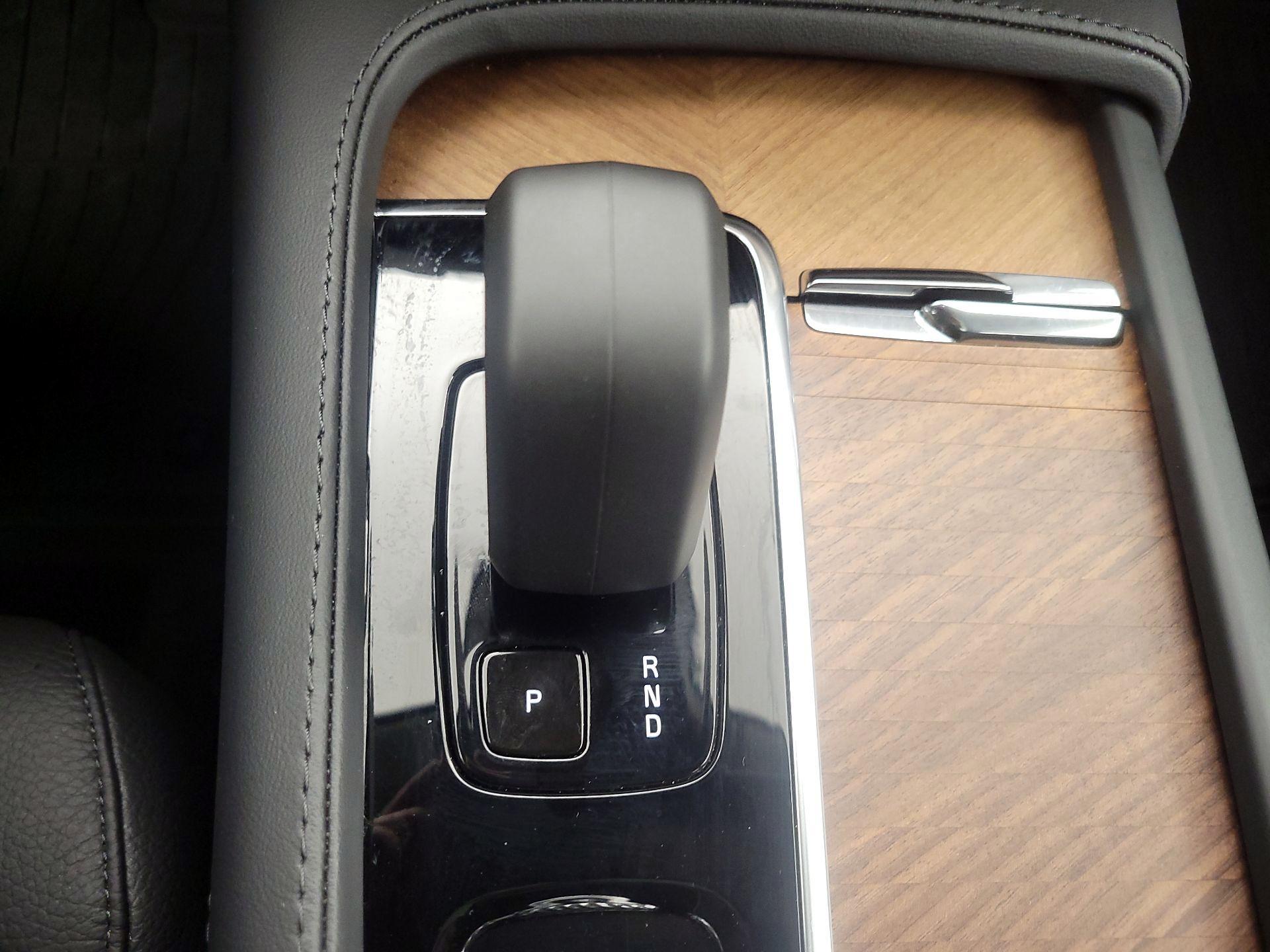 Thumbnail: 2024 Volvo XC90 - 18