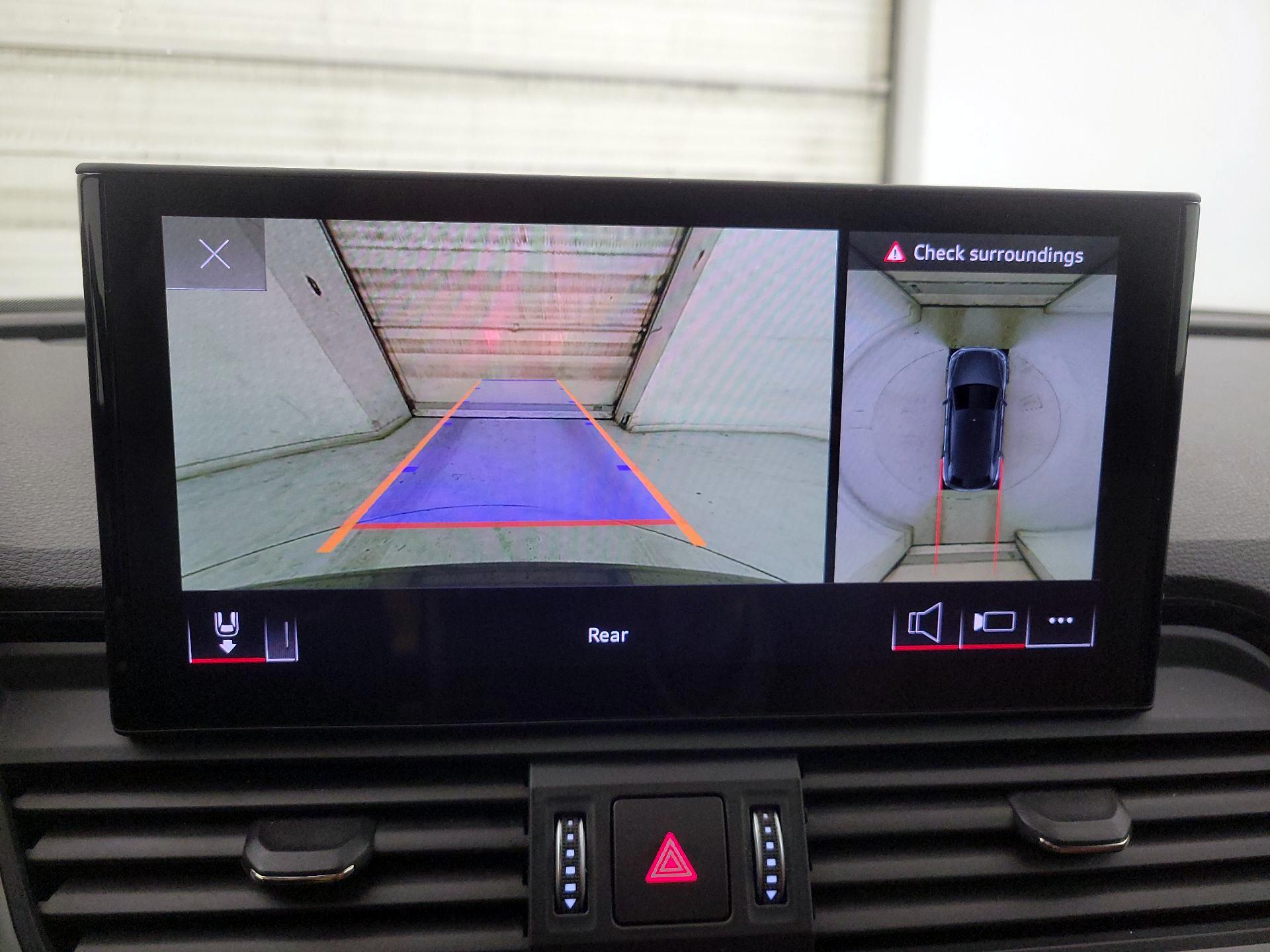 Thumbnail: 2022 Audi Q5 - 14