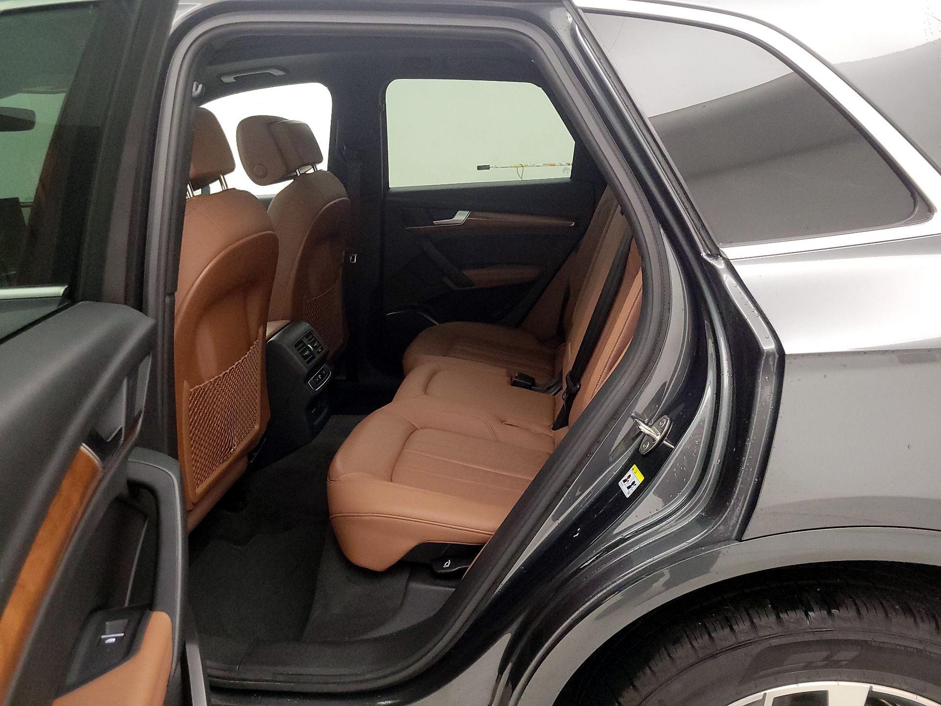 Thumbnail: 2022 Audi Q5 - 20