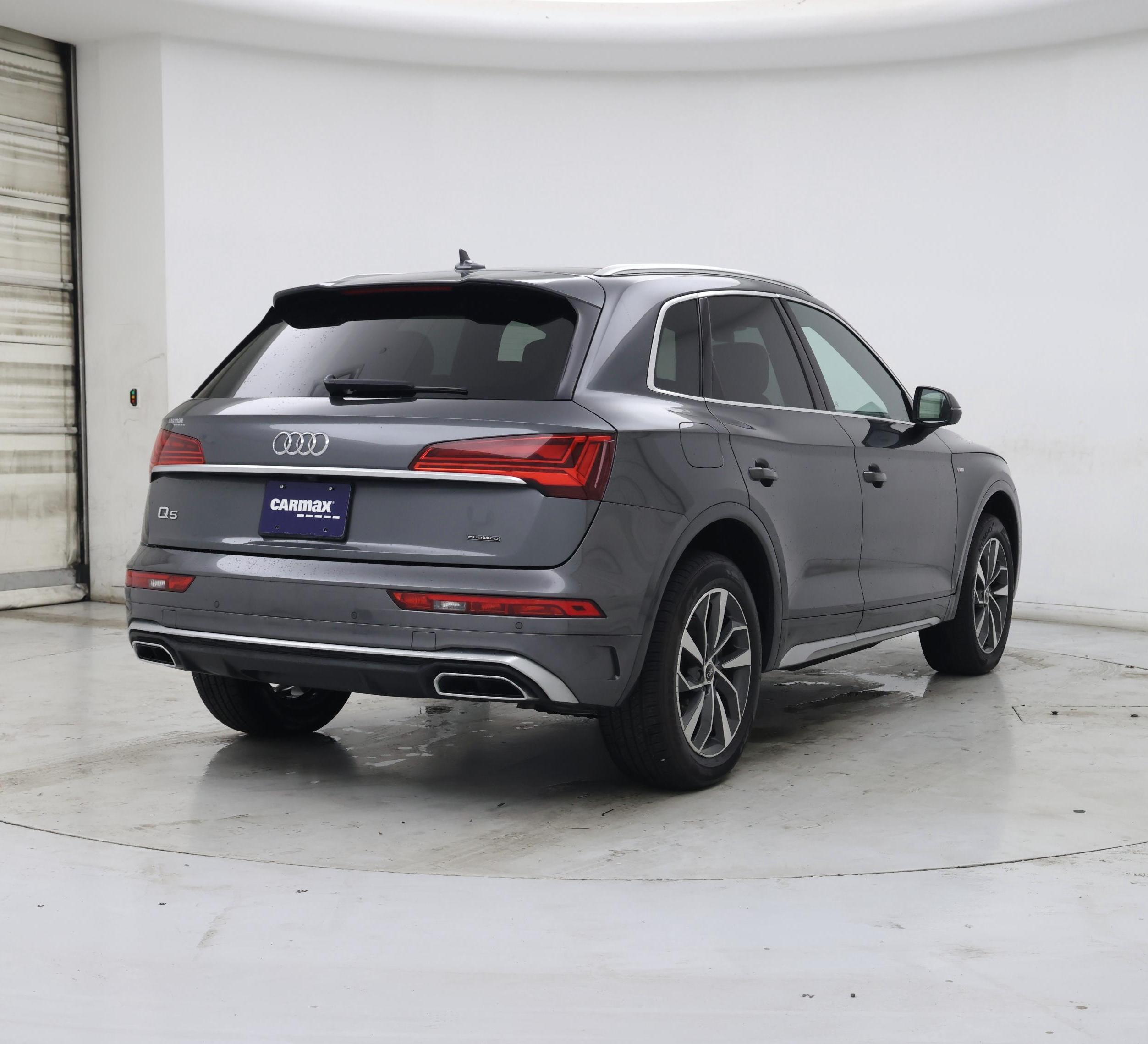 Thumbnail: 2022 Audi Q5 - 8