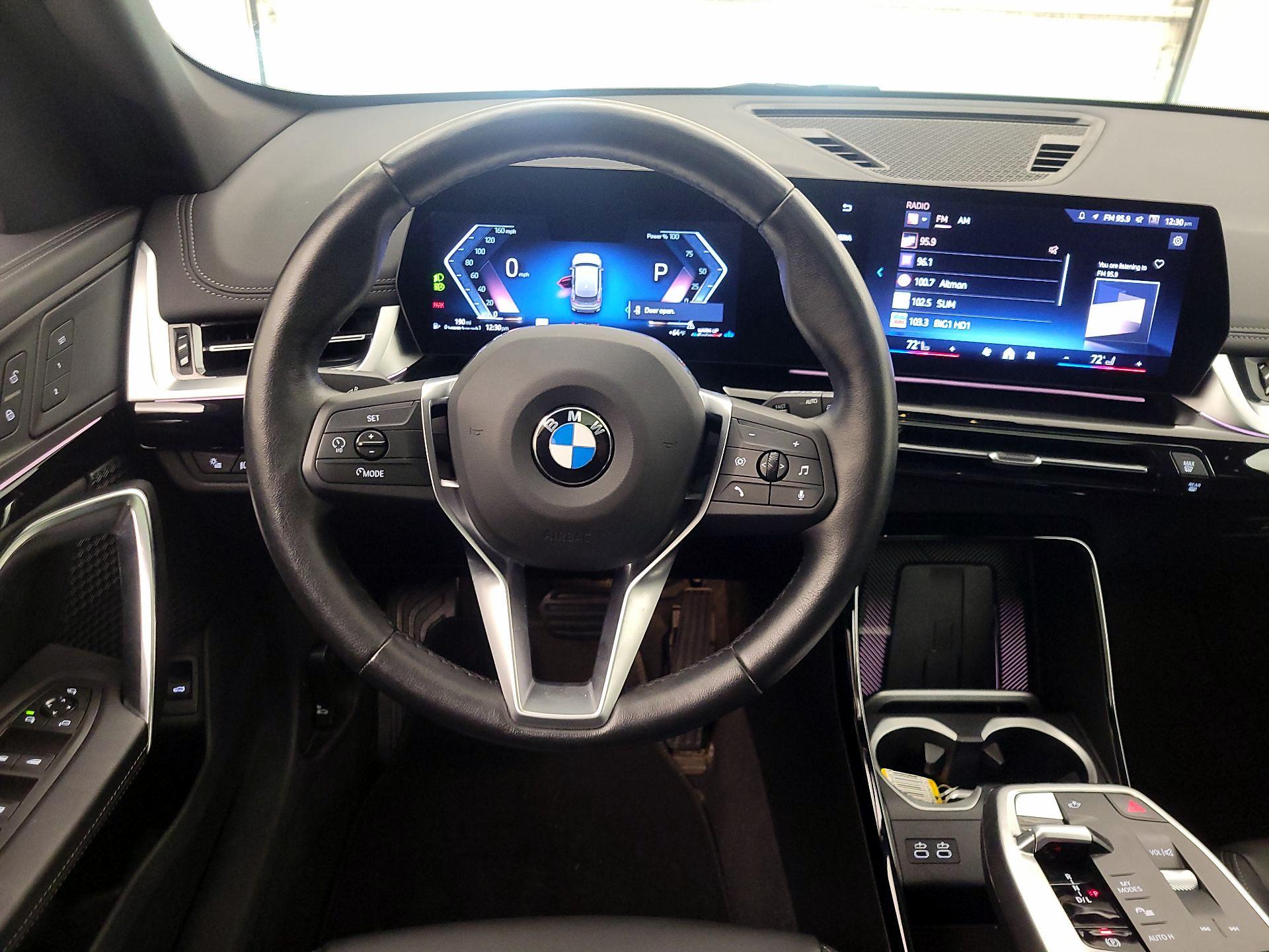 Thumbnail: 2025 BMW X1 - 10