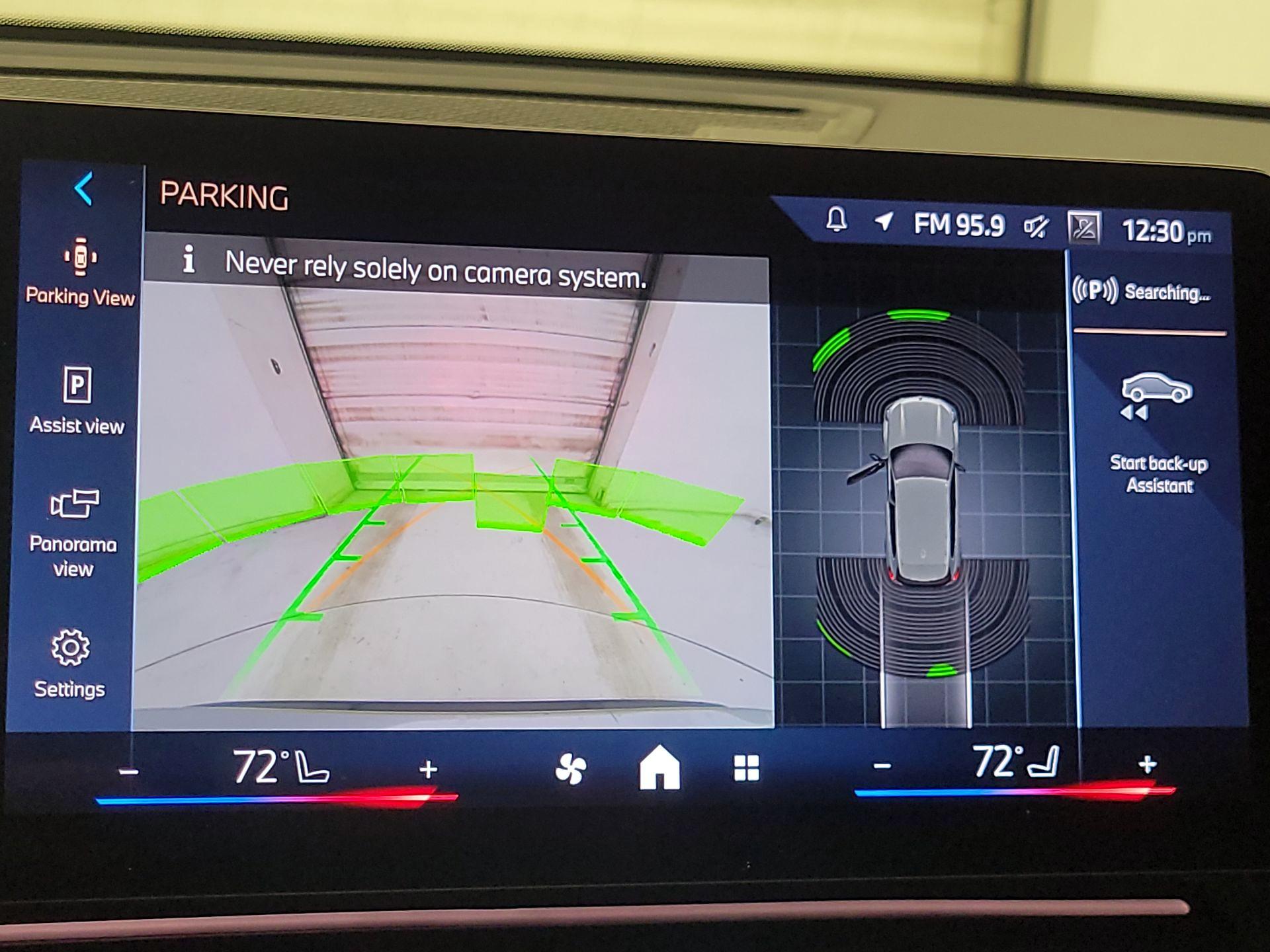 Thumbnail: 2025 BMW X1 - 14