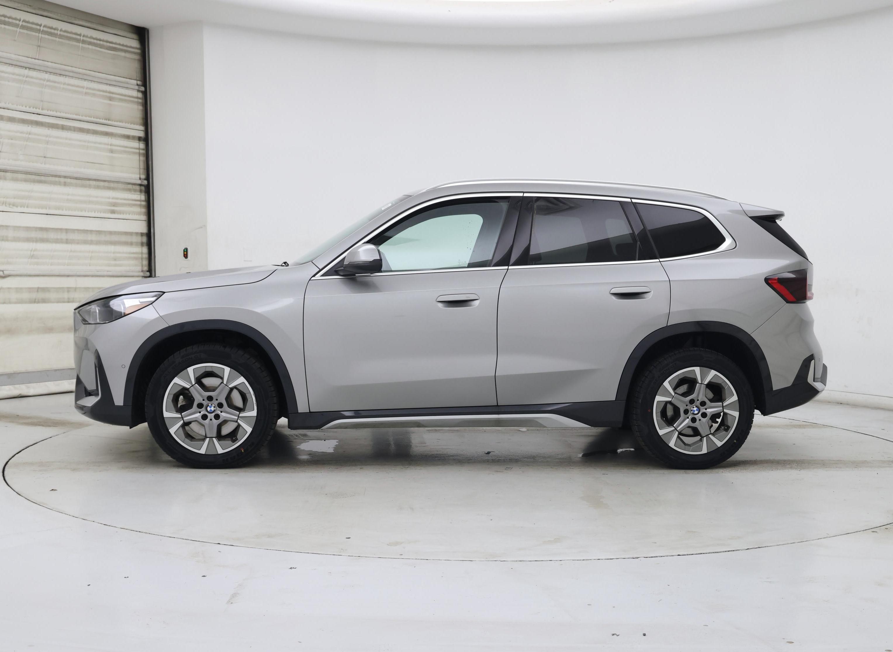 Thumbnail: 2025 BMW X1 - 3