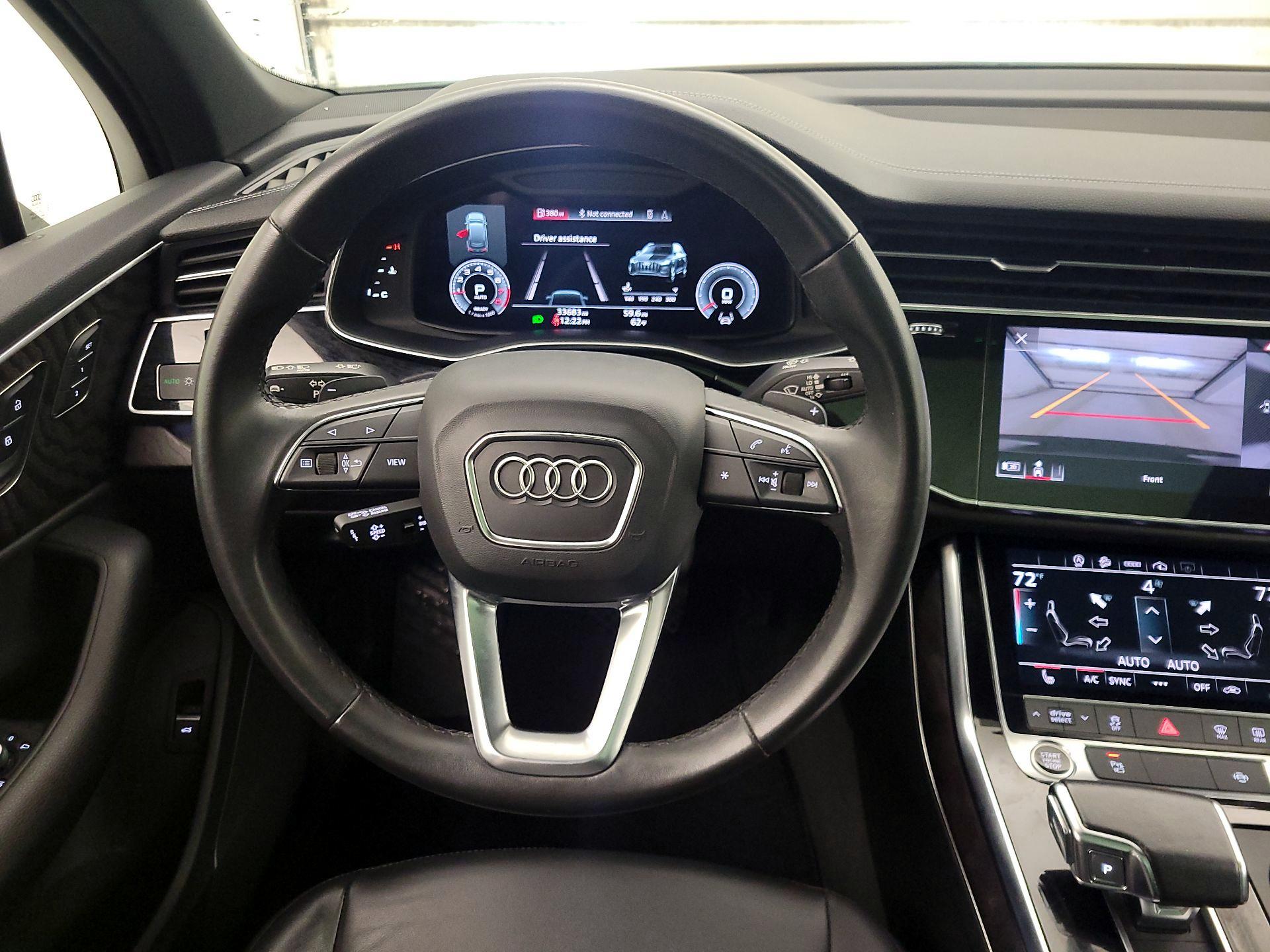 Thumbnail: 2023 Audi Q7 - 10