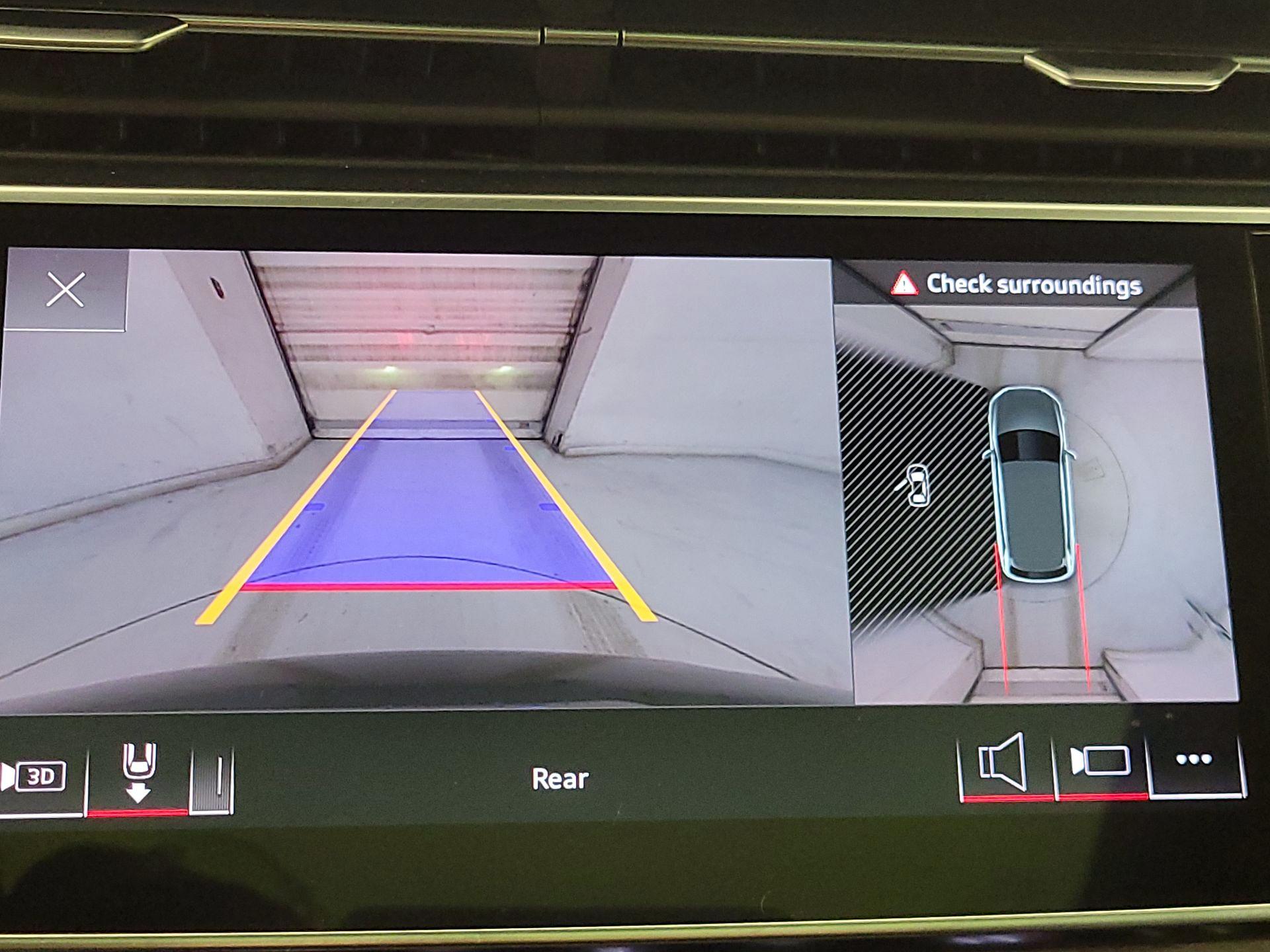 Thumbnail: 2023 Audi Q7 - 14