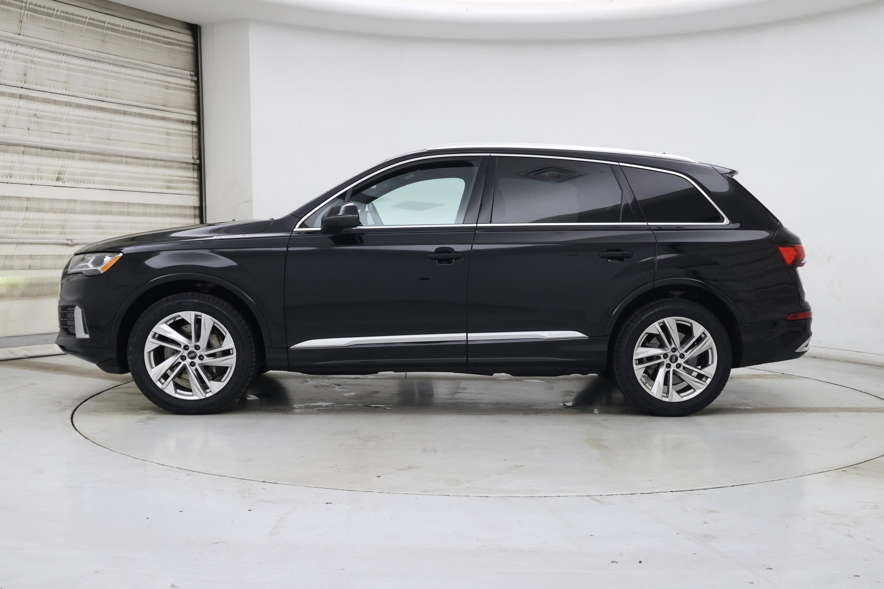 Thumbnail: 2023 Audi Q7 - 3