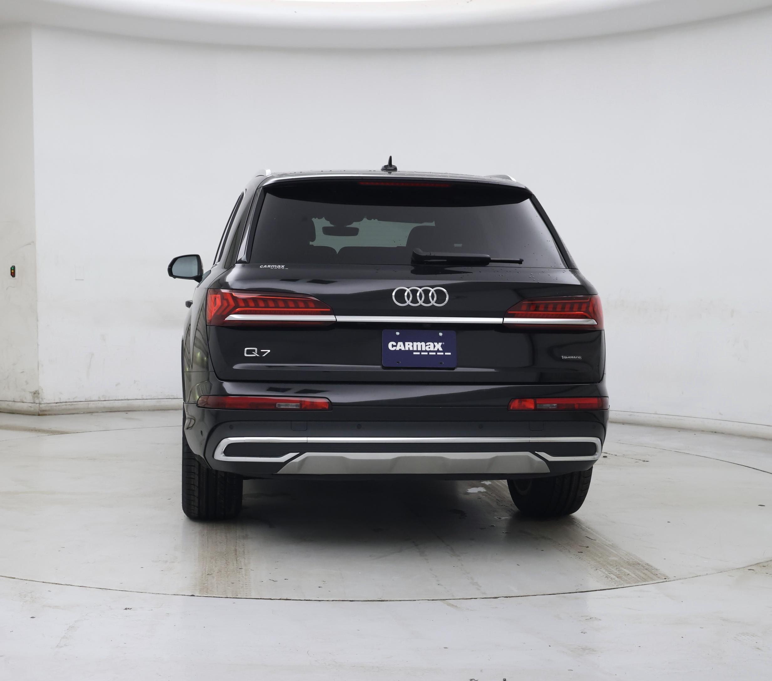 Thumbnail: 2023 Audi Q7 - 6