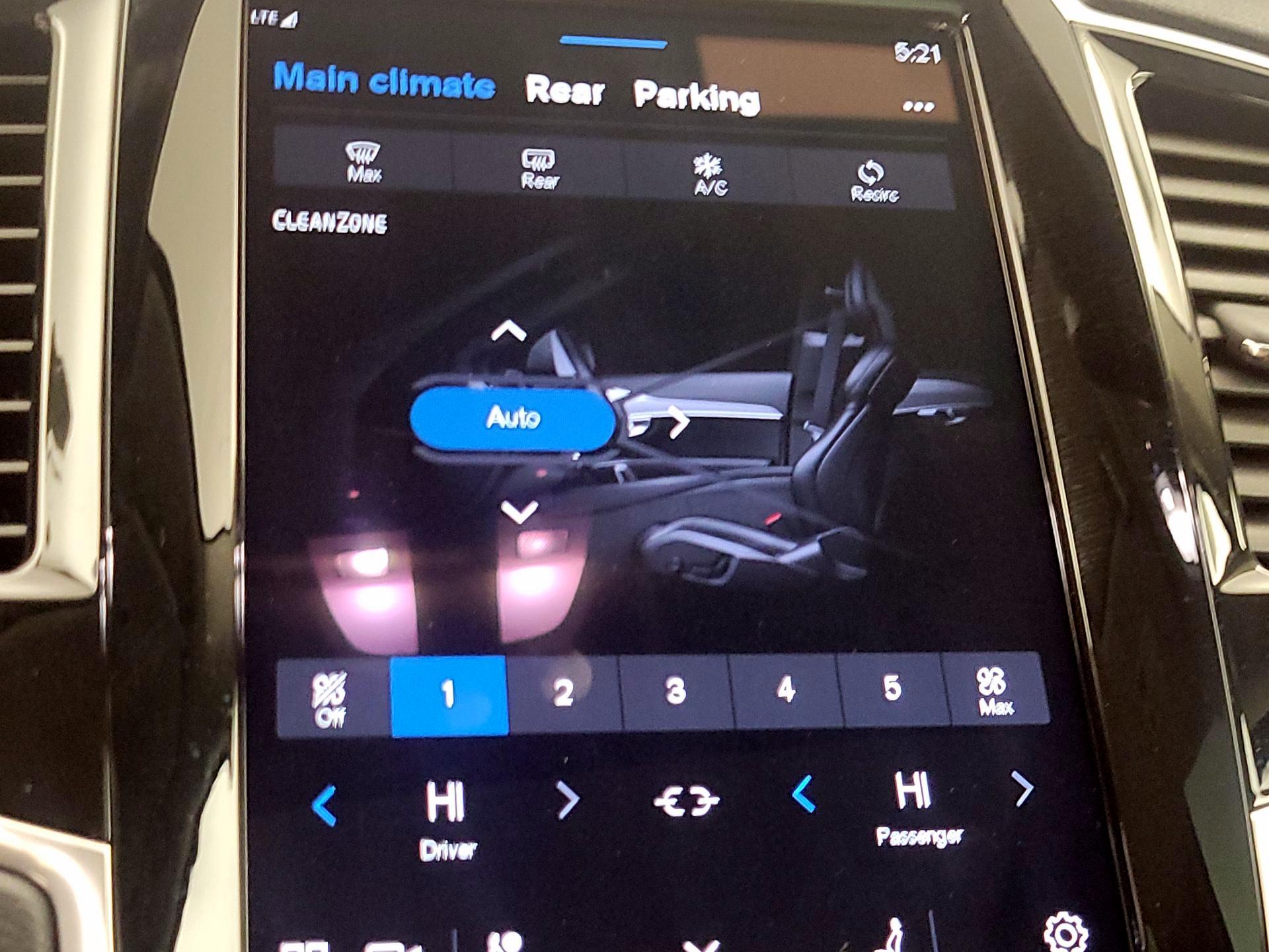 Thumbnail: 2024 Volvo XC90 - 16