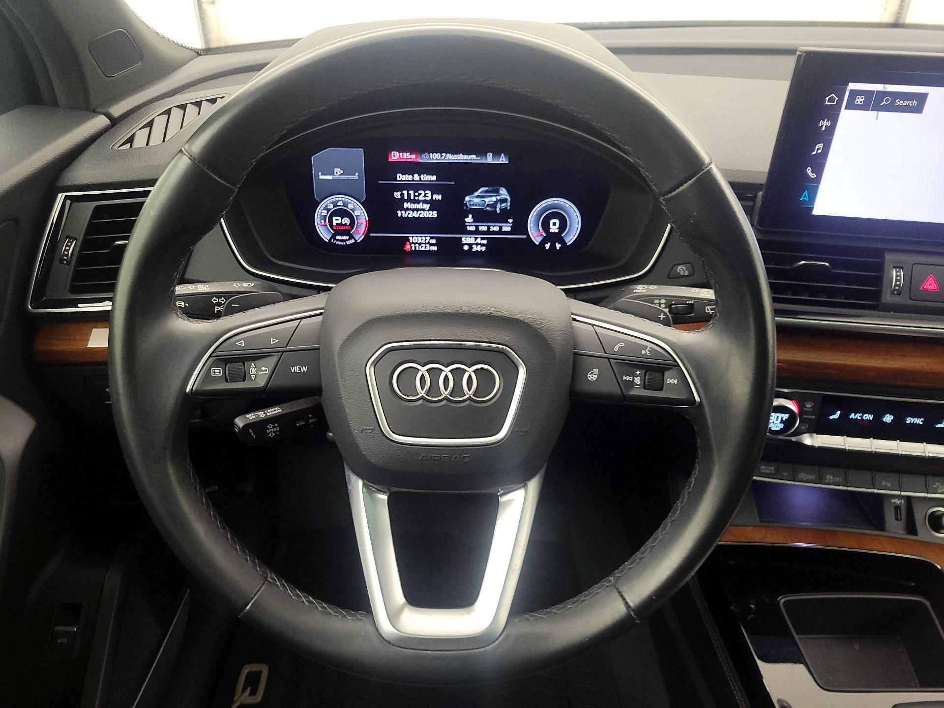 Thumbnail: 2022 Audi Q5 - 10