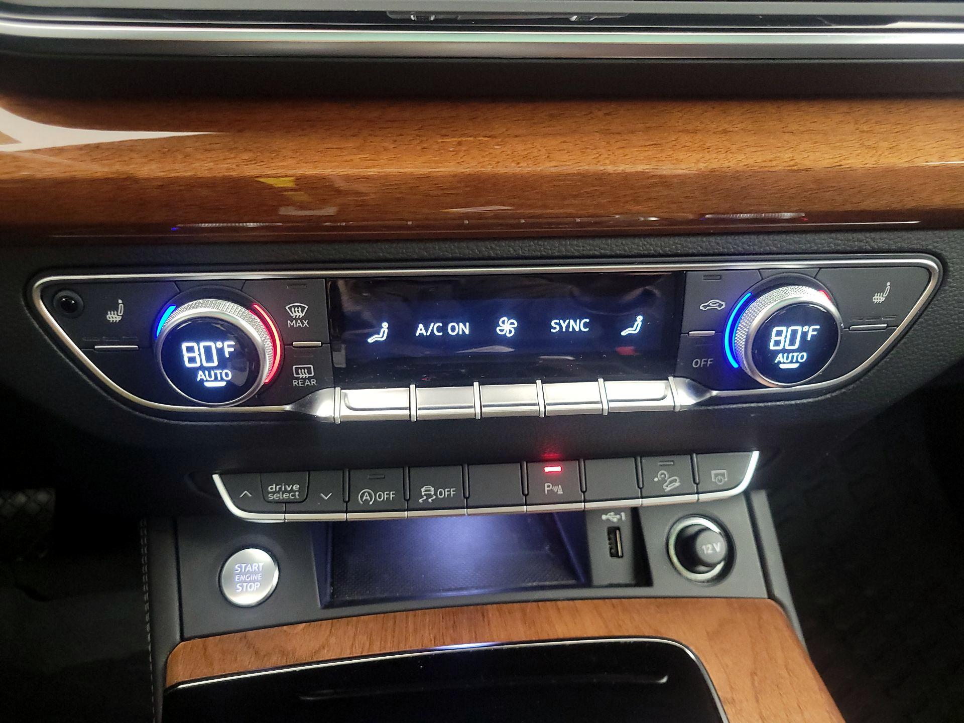 Thumbnail: 2022 Audi Q5 - 17