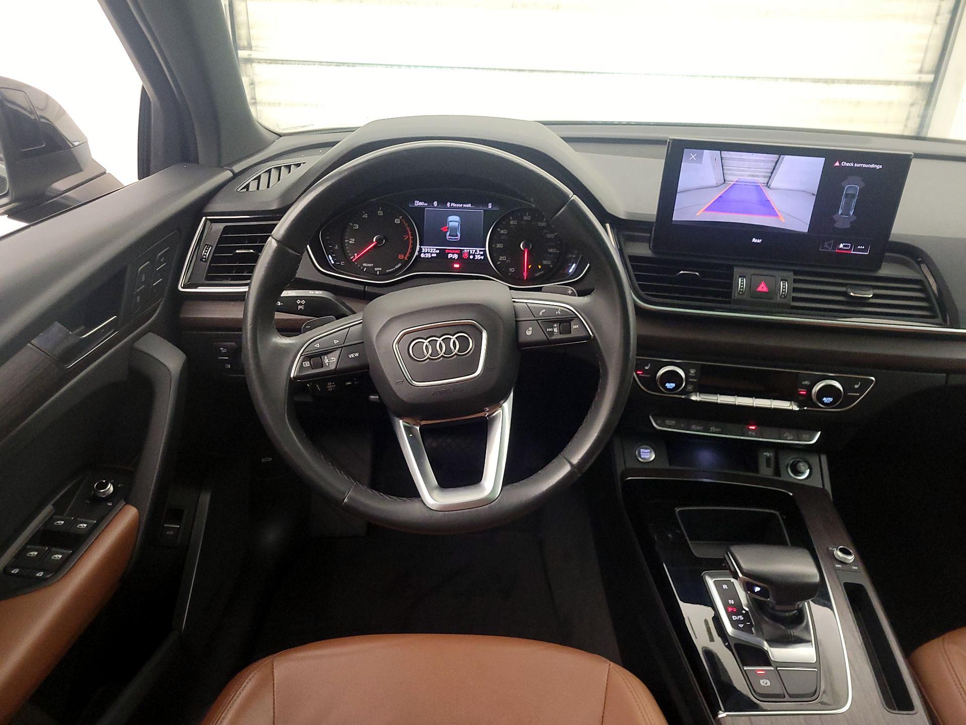Thumbnail: 2023 Audi Q5 - 10
