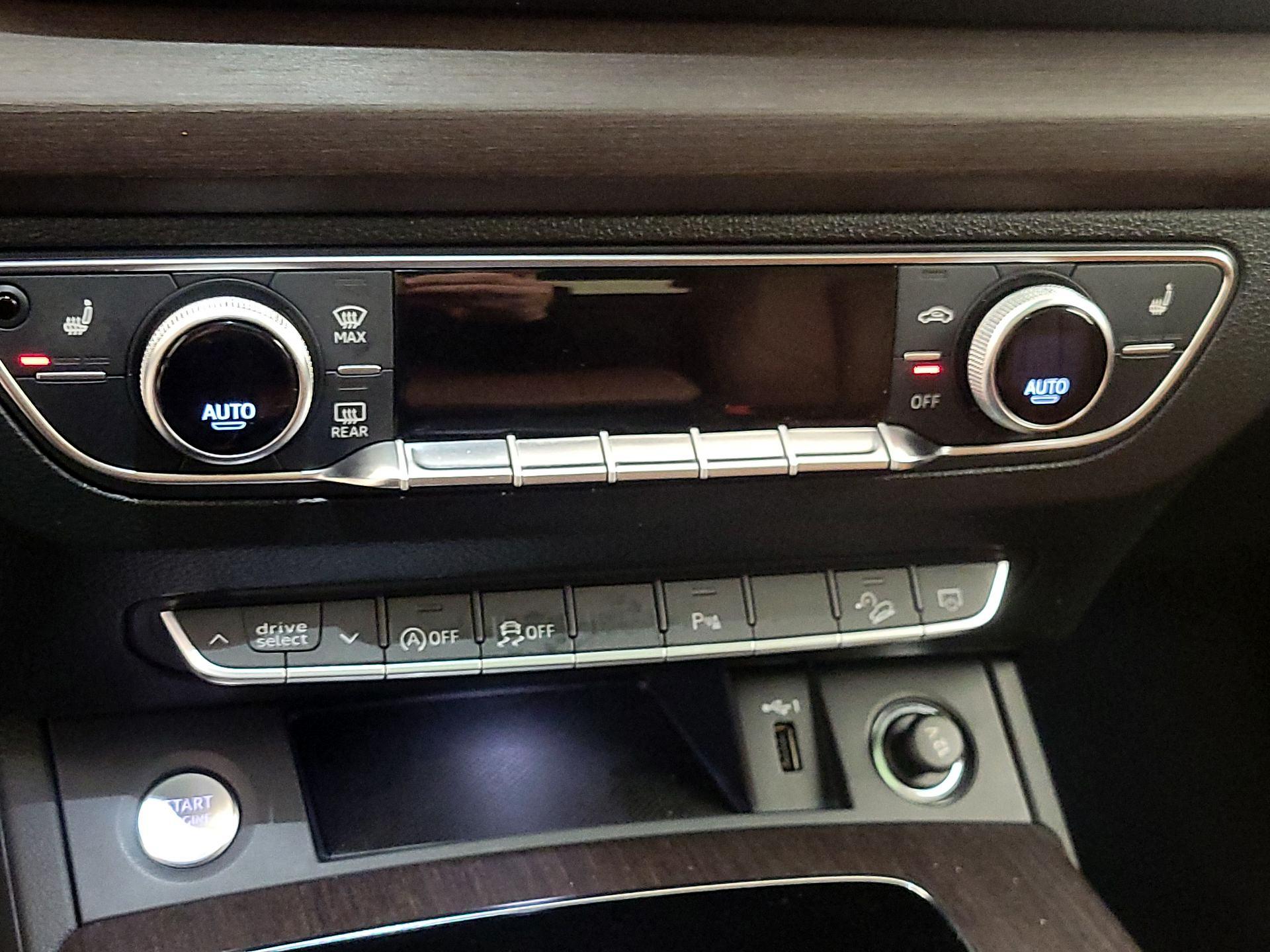 Thumbnail: 2023 Audi Q5 - 16