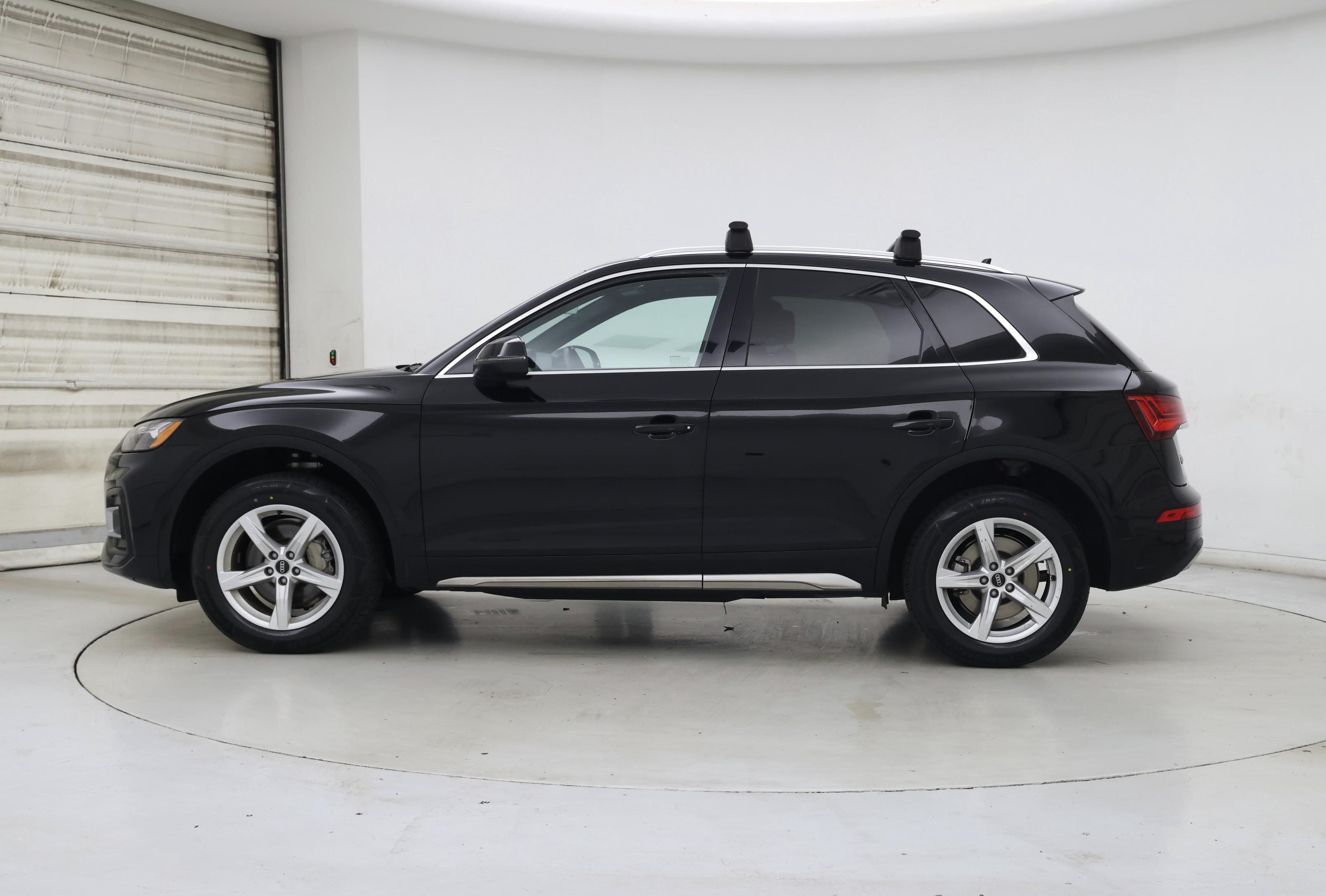 Thumbnail: 2023 Audi Q5 - 3