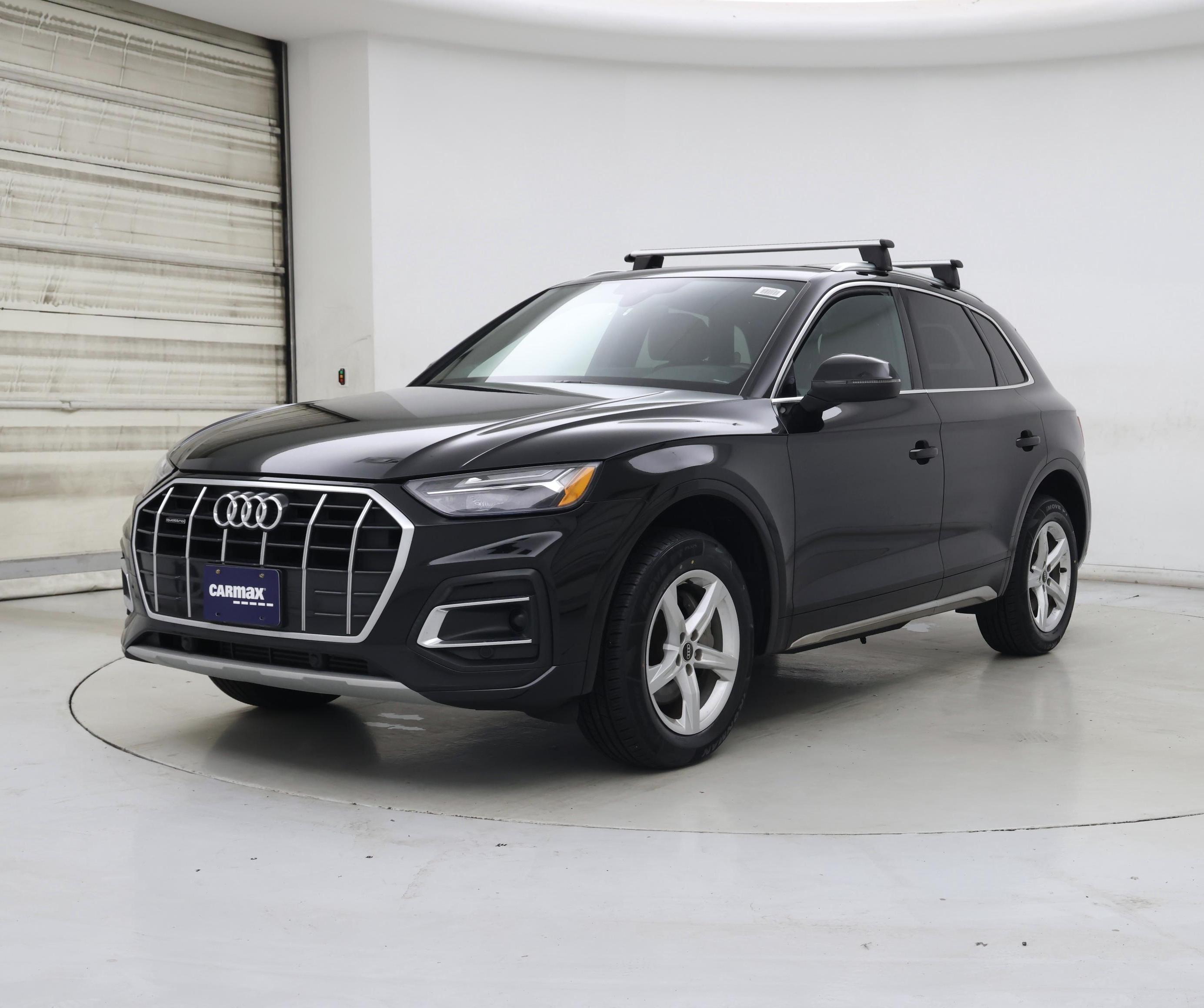 Thumbnail: 2023 Audi Q5 - 4