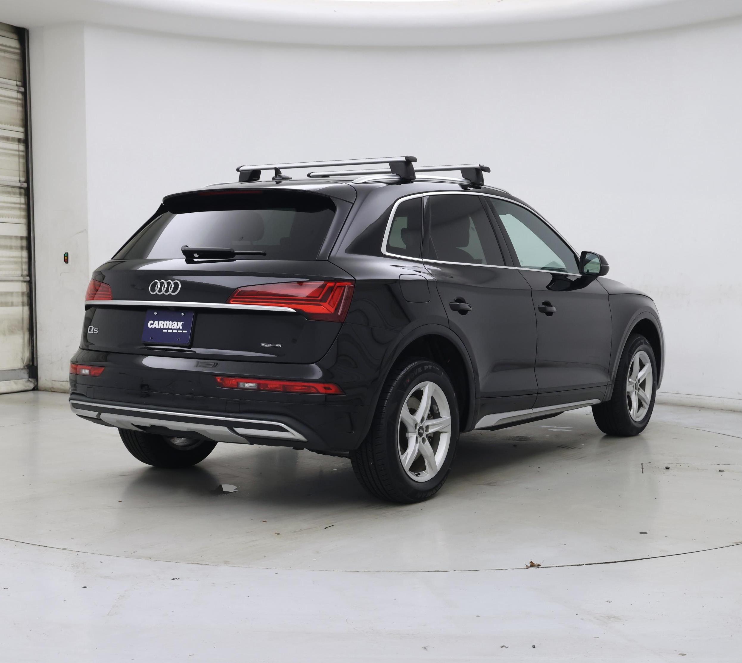 Thumbnail: 2023 Audi Q5 - 8