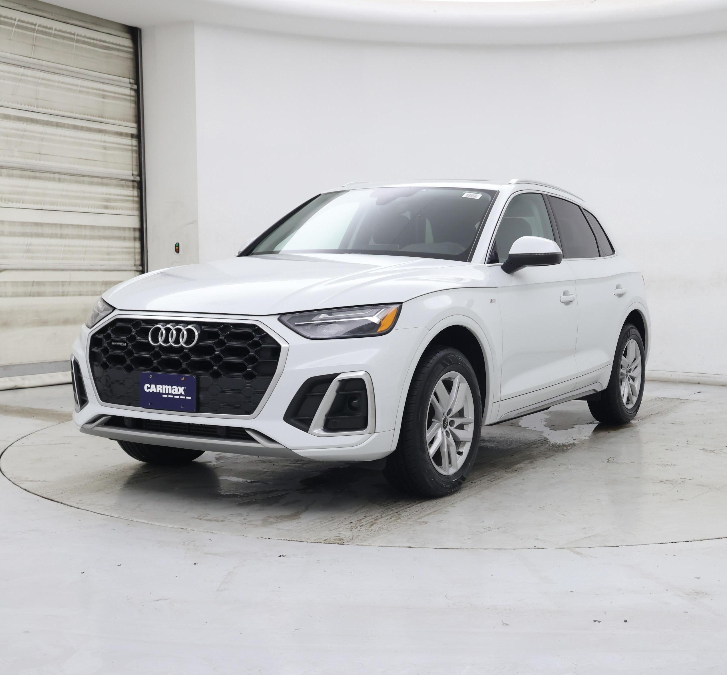 Thumbnail: 2022 Audi Q5 - 4