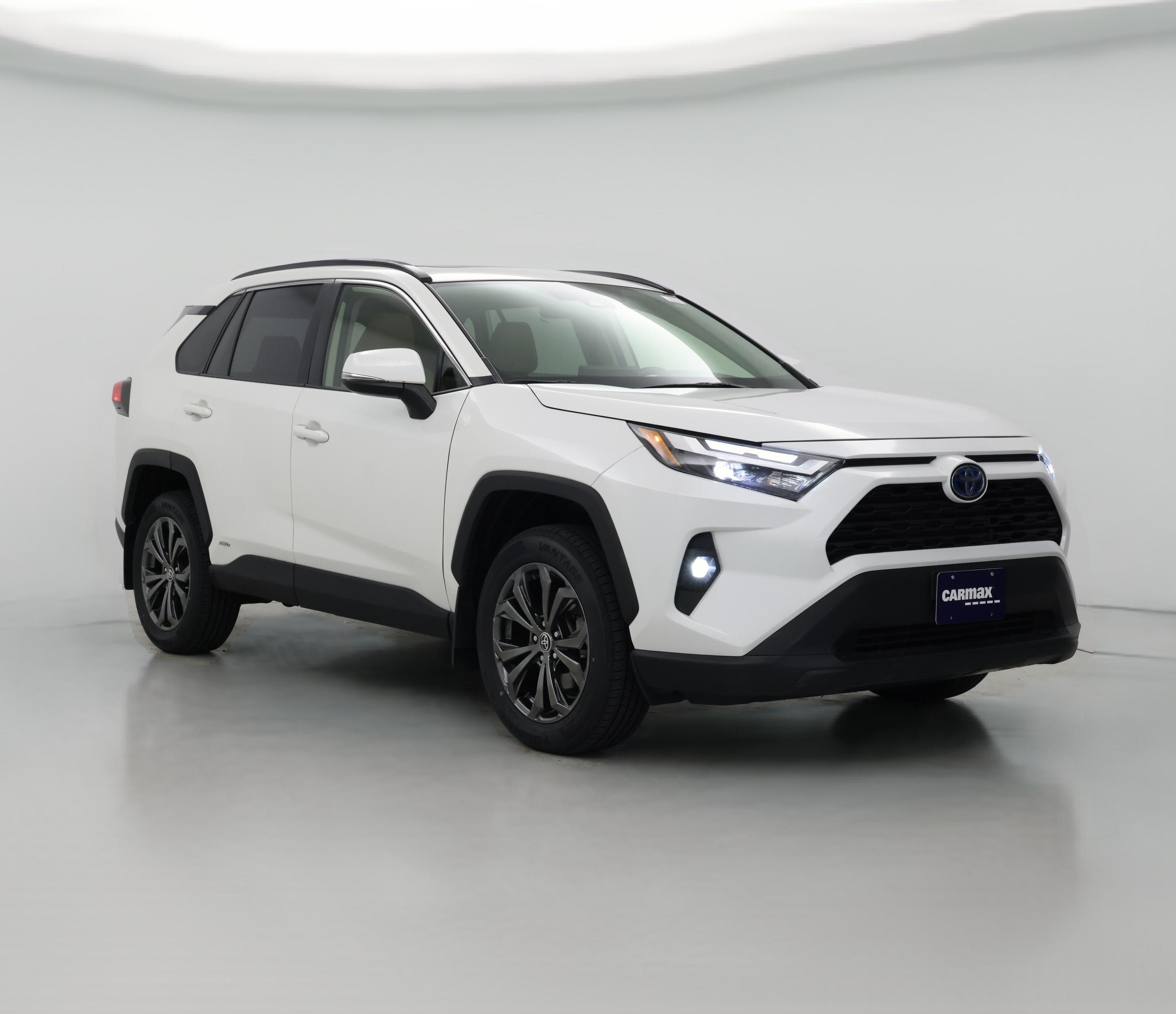 Thumbnail: 2022 Toyota RAV4 - 1