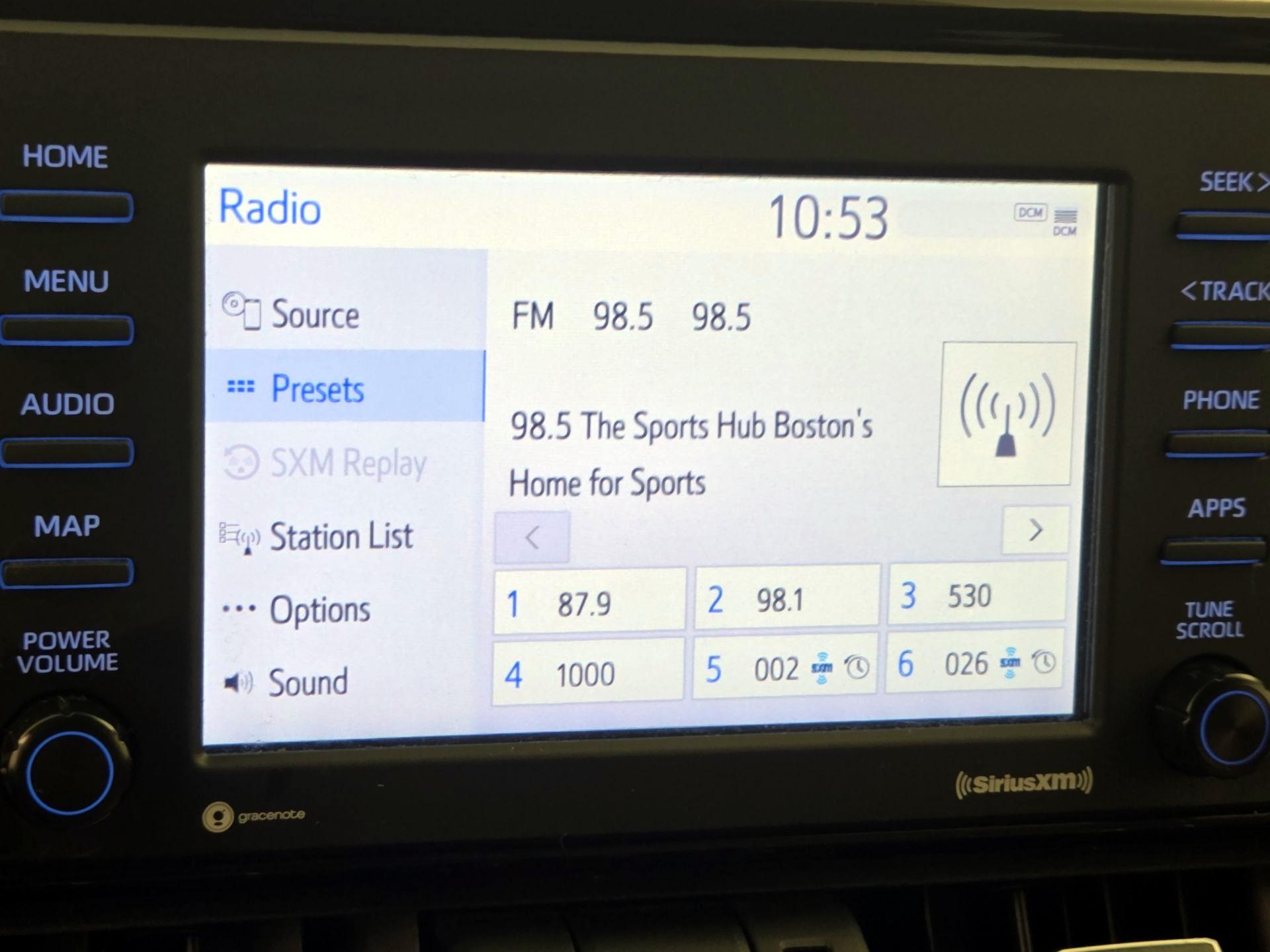 Thumbnail: 2022 Toyota RAV4 - 15