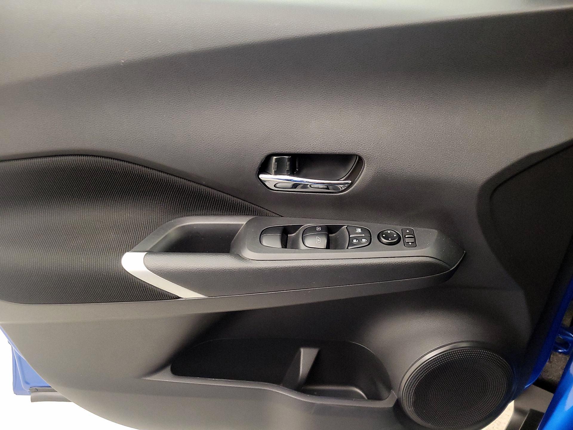 Thumbnail: 2024 Nissan Kicks - 12