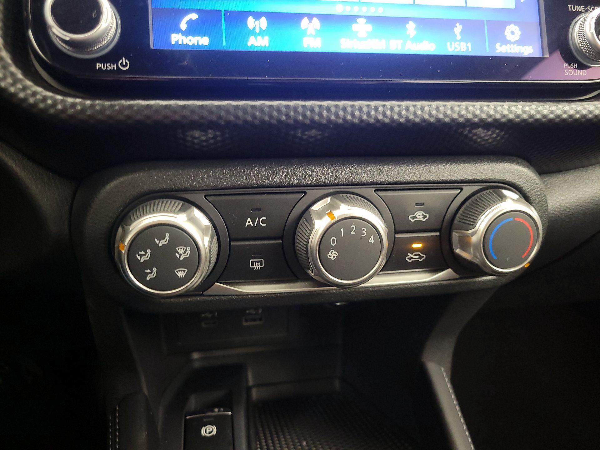 Thumbnail: 2024 Nissan Kicks - 16