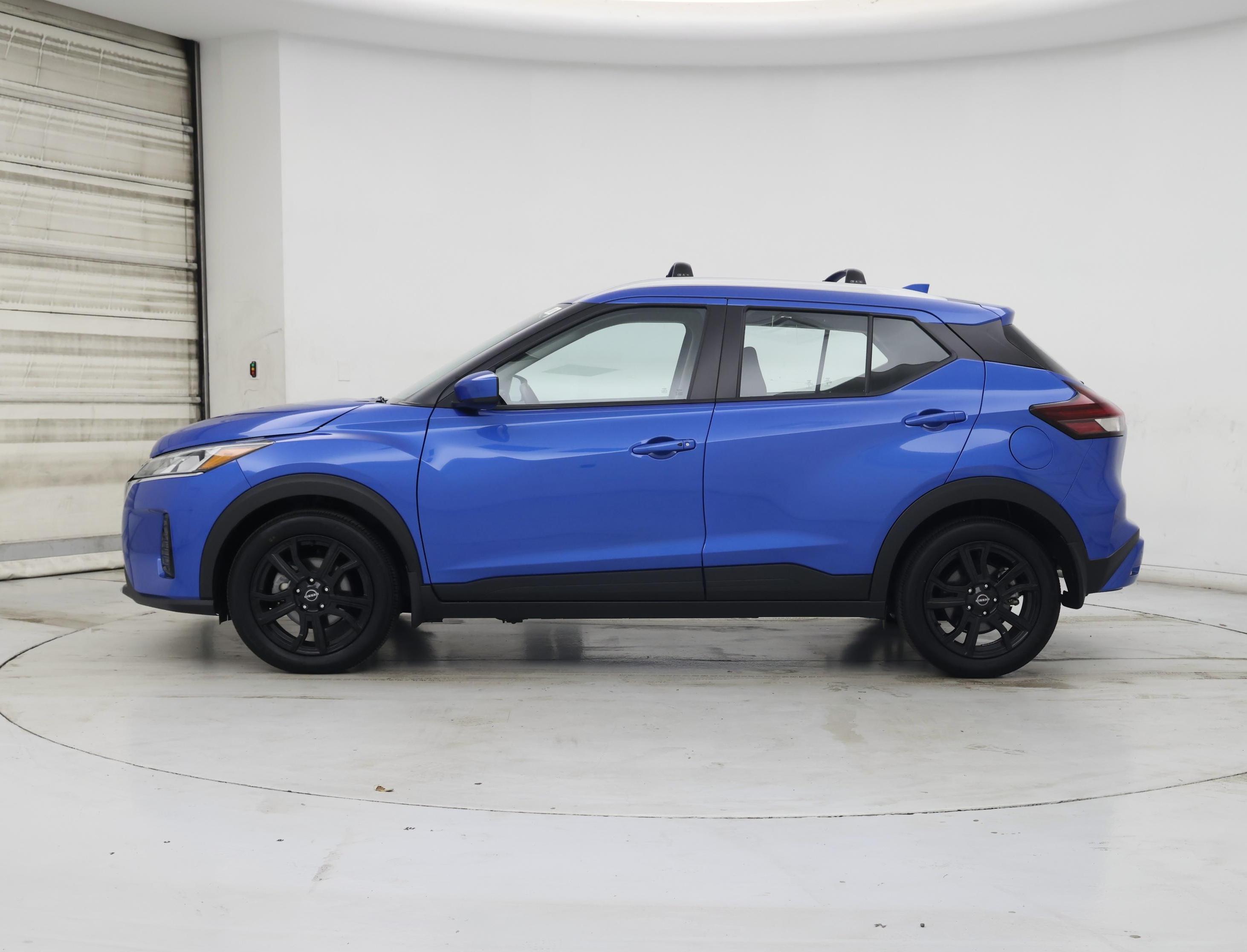 Thumbnail: 2024 Nissan Kicks - 3