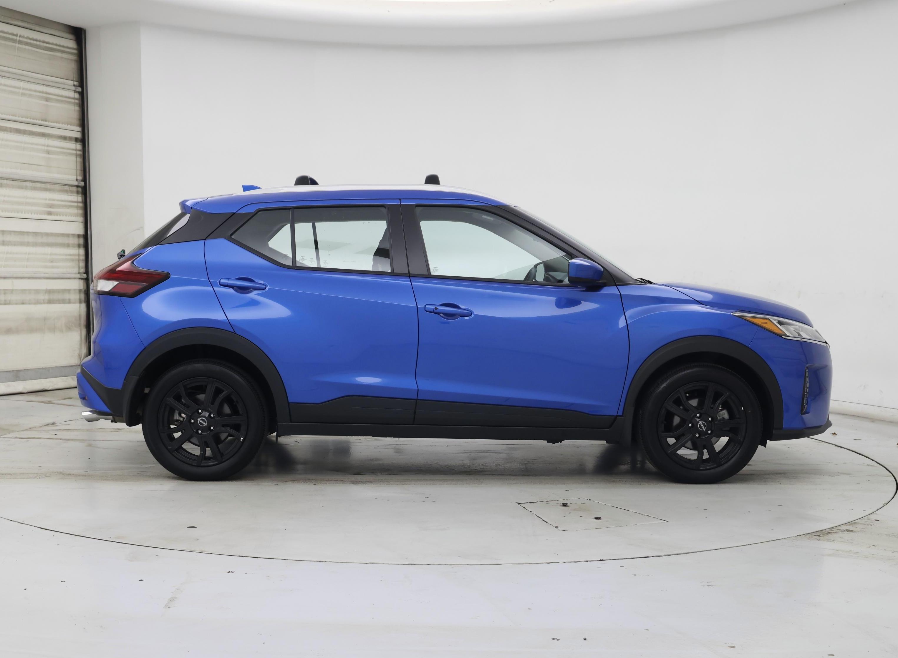 Thumbnail: 2024 Nissan Kicks - 7