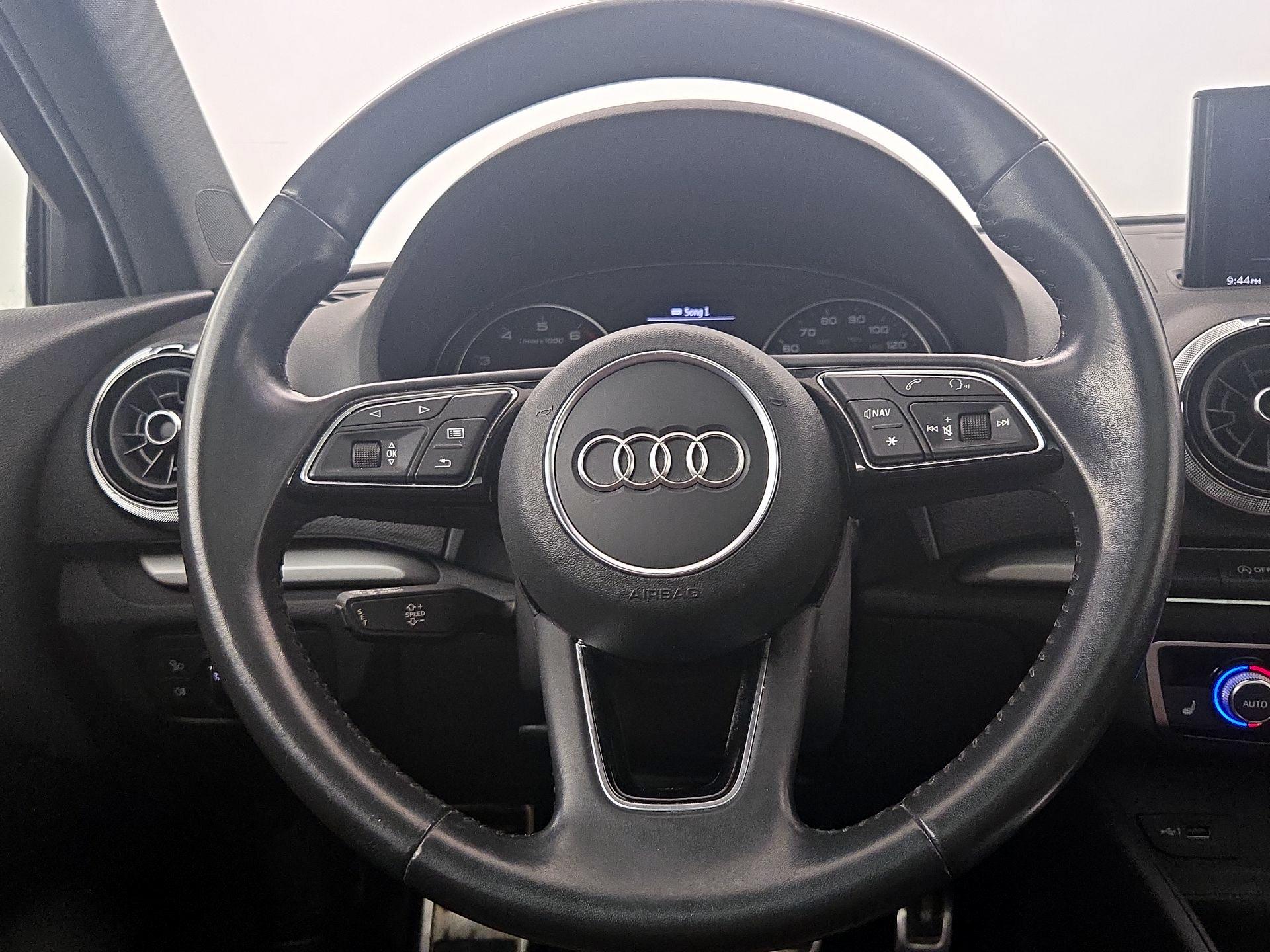 Thumbnail: 2018 Audi A3 - 10