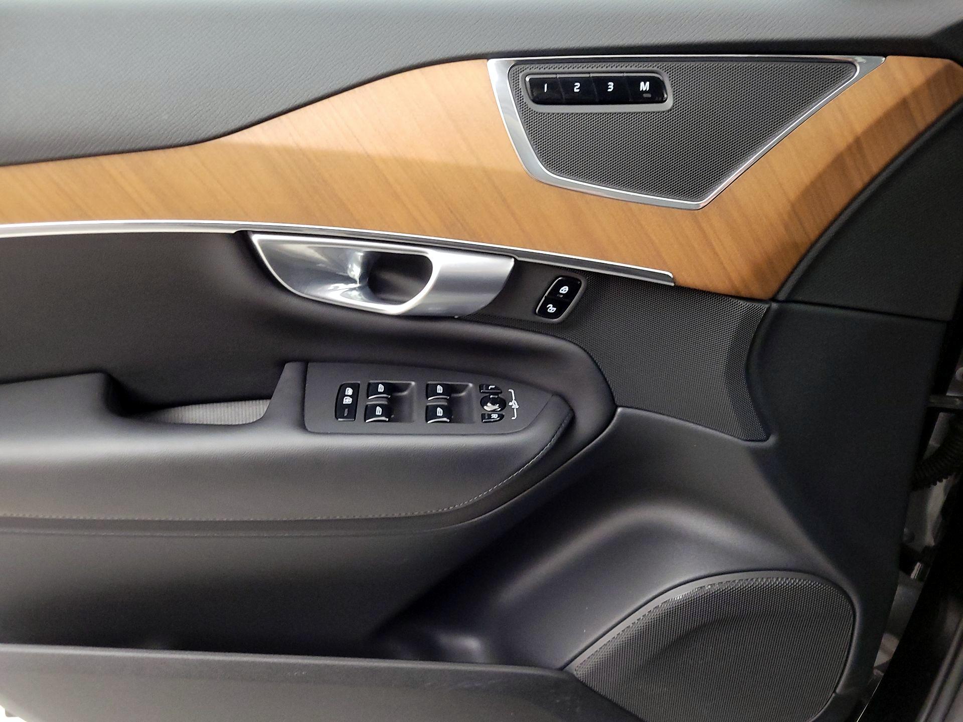 Thumbnail: 2024 Volvo XC90 - 12