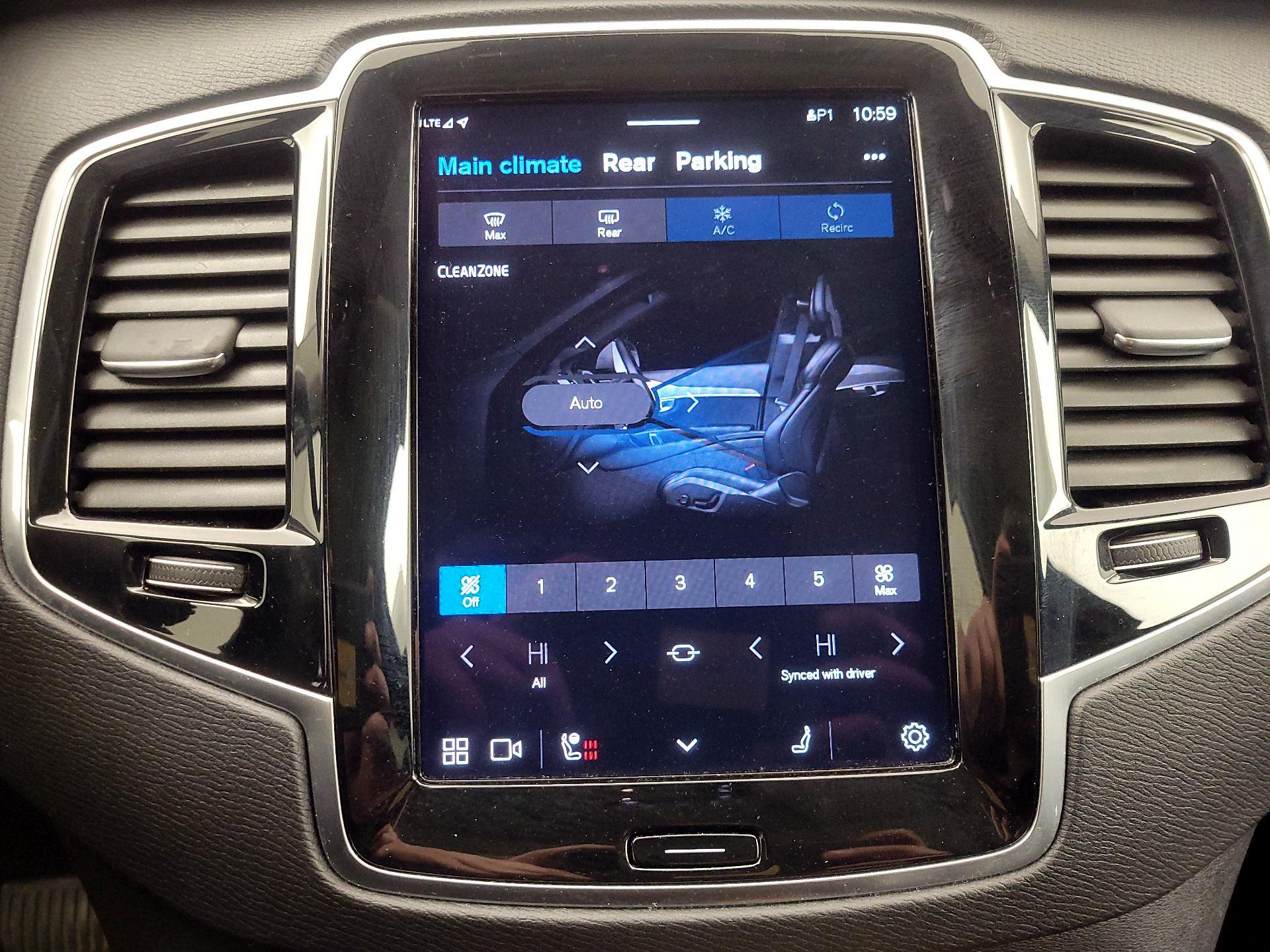 Thumbnail: 2024 Volvo XC90 - 17