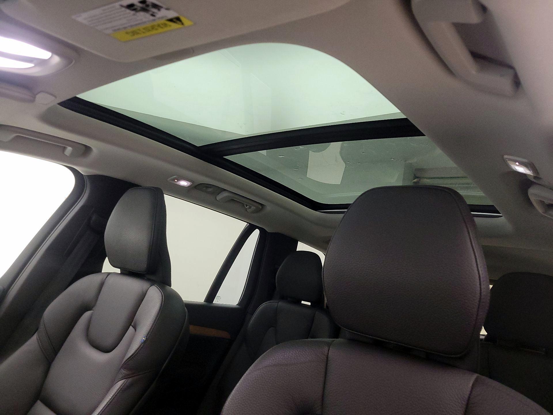 Thumbnail: 2024 Volvo XC90 - 20