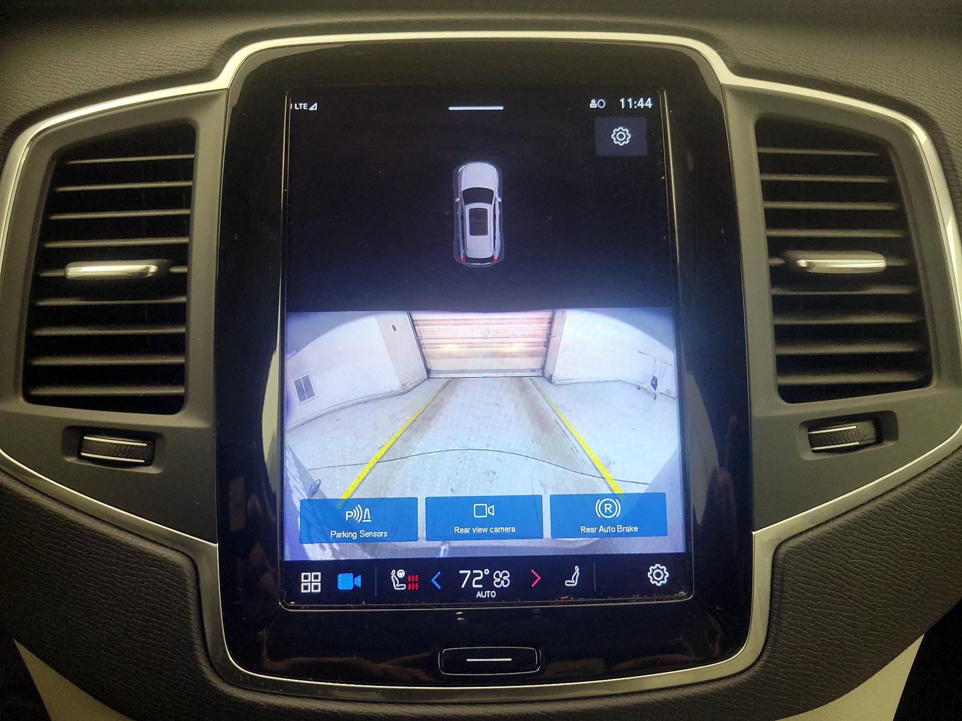 Thumbnail: 2024 Volvo XC90 - 14