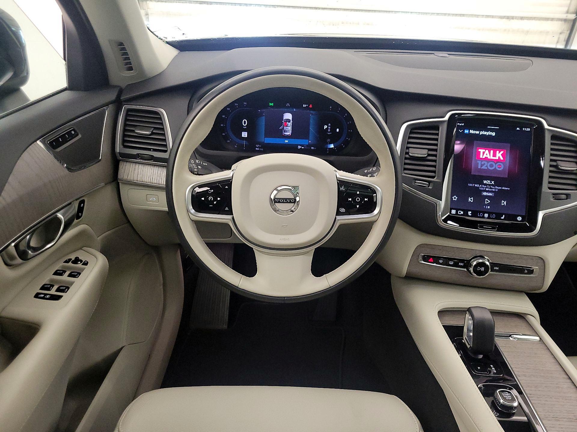 Thumbnail: 2023 Volvo XC90 - 10