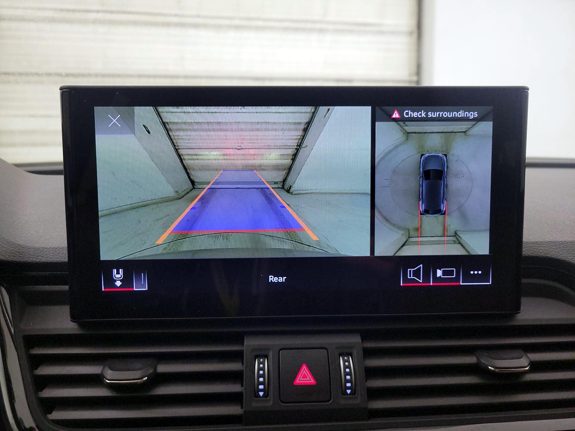 Thumbnail: 2022 Audi Q5 - 14