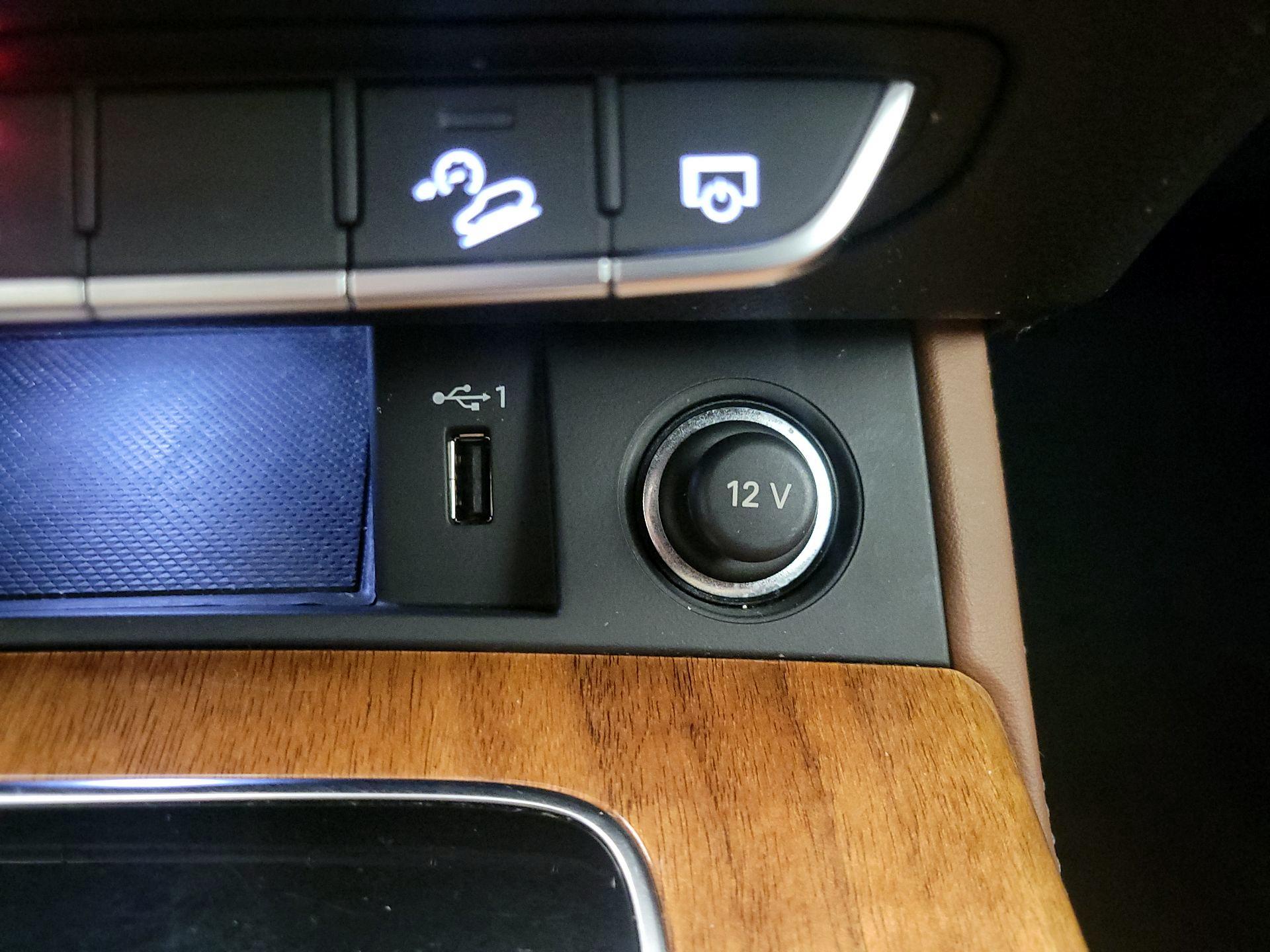 Thumbnail: 2022 Audi Q5 - 18