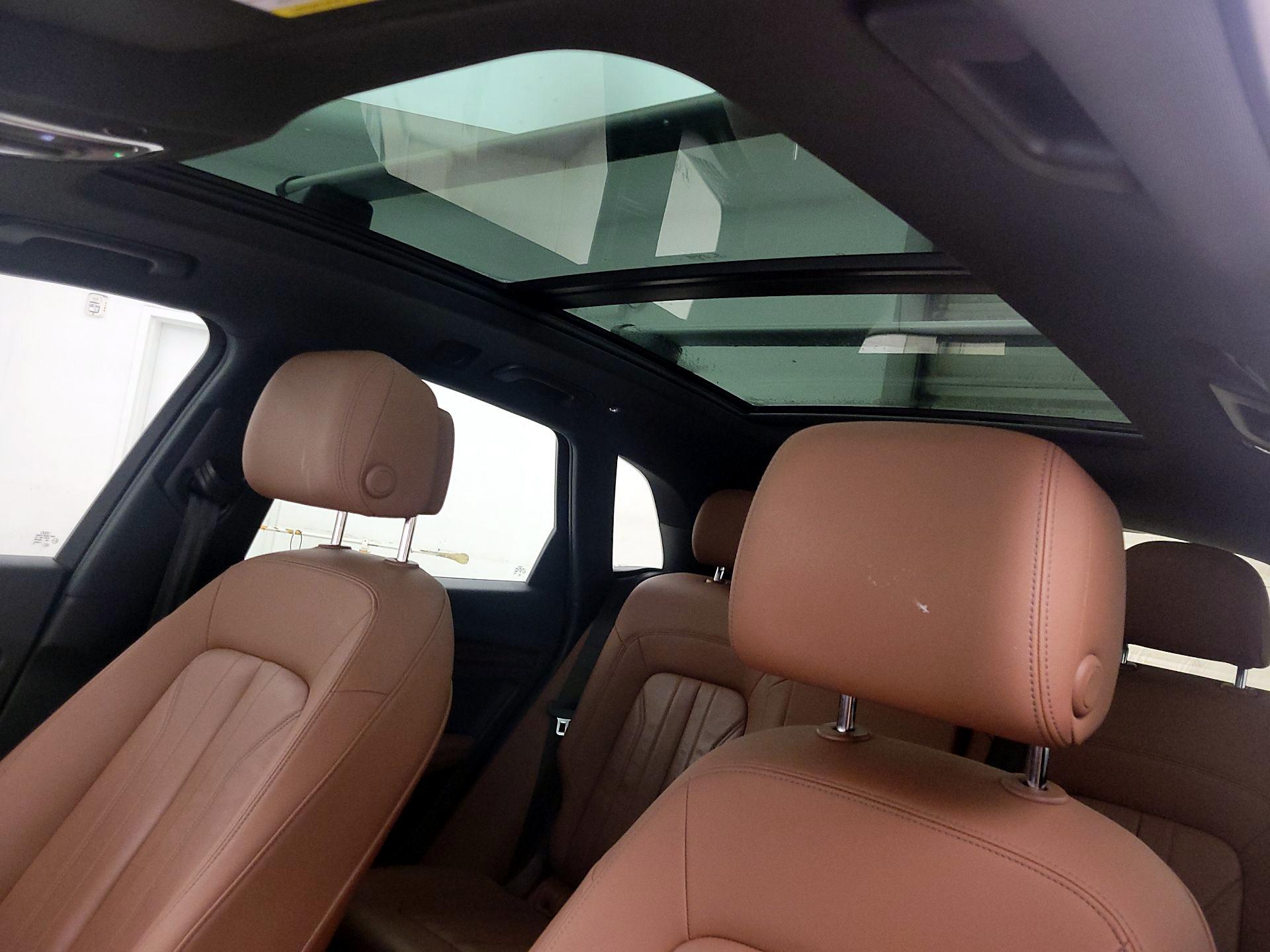 Thumbnail: 2022 Audi Q5 - 19