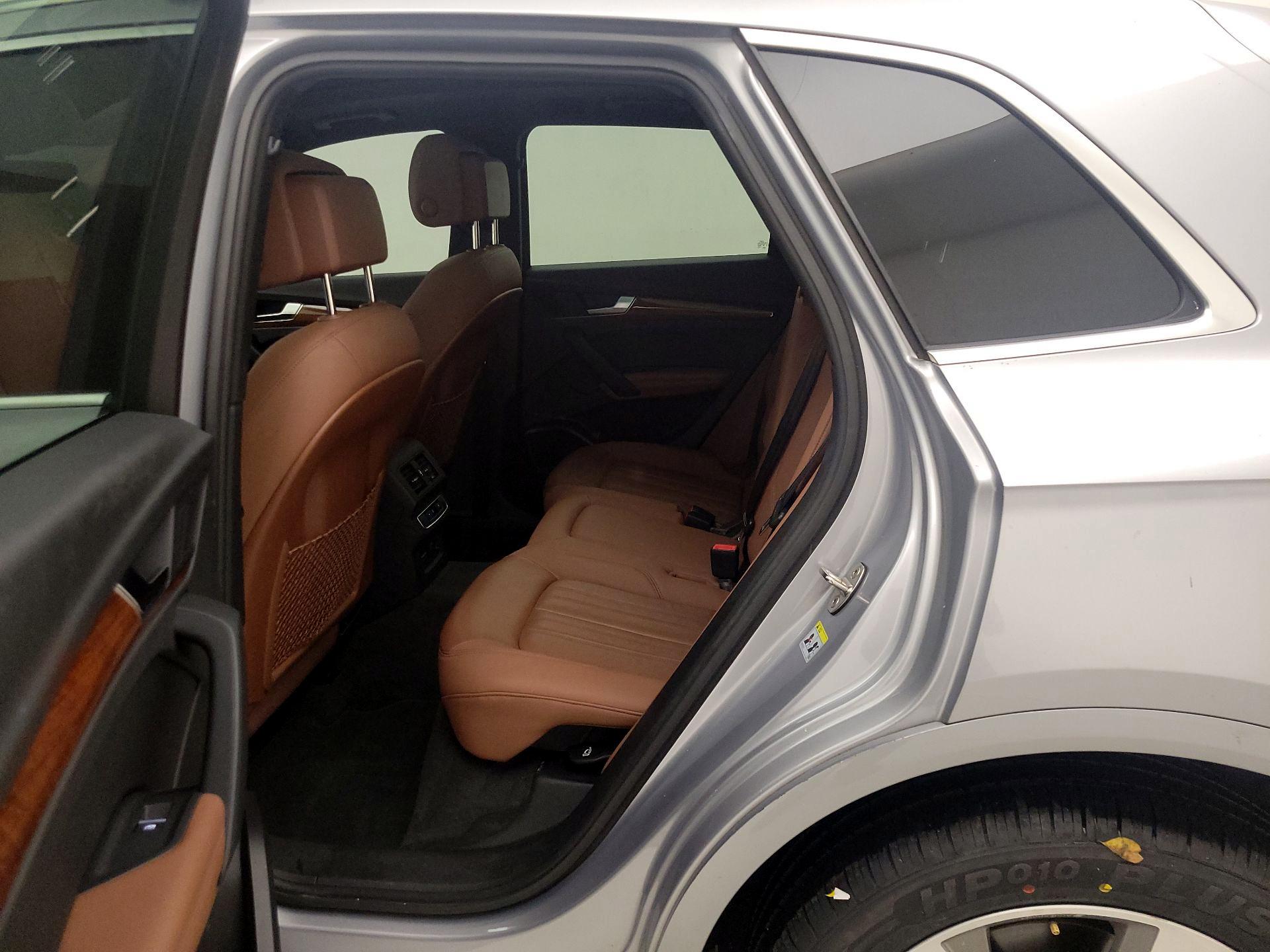 Thumbnail: 2022 Audi Q5 - 20