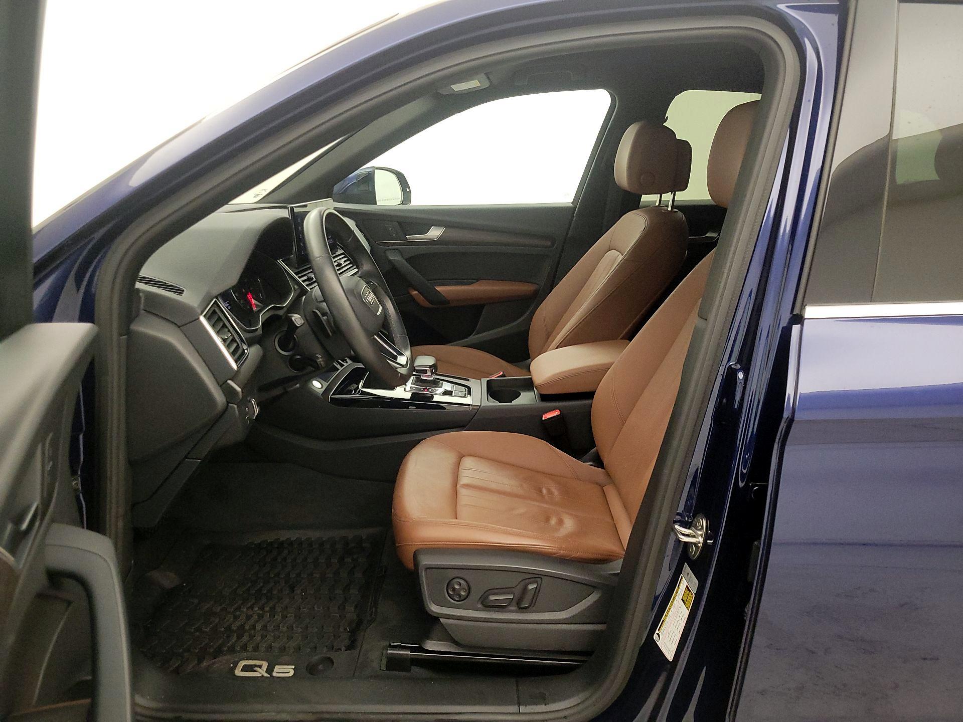 Thumbnail: 2023 Audi Q5 - 11