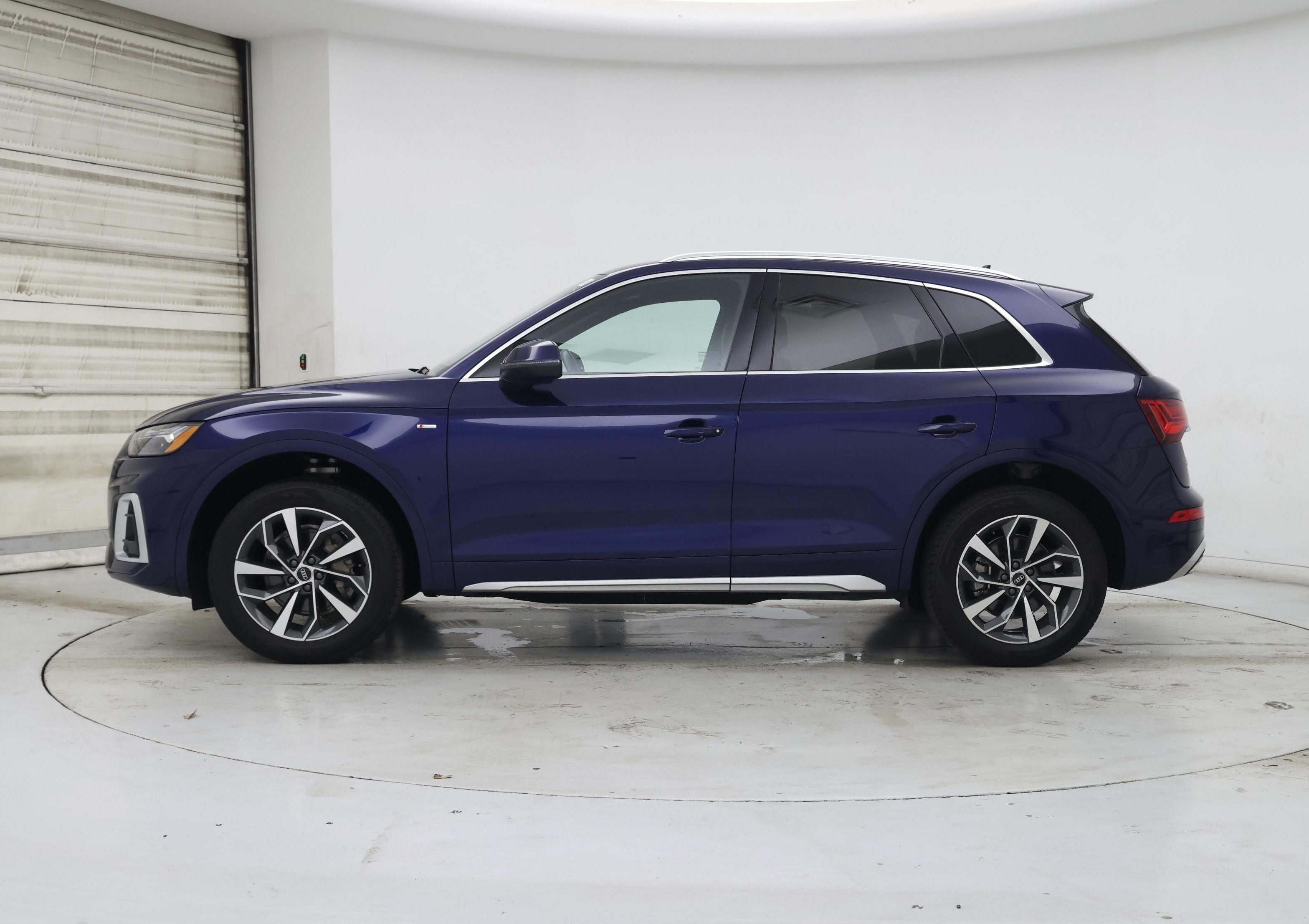 Thumbnail: 2023 Audi Q5 - 3