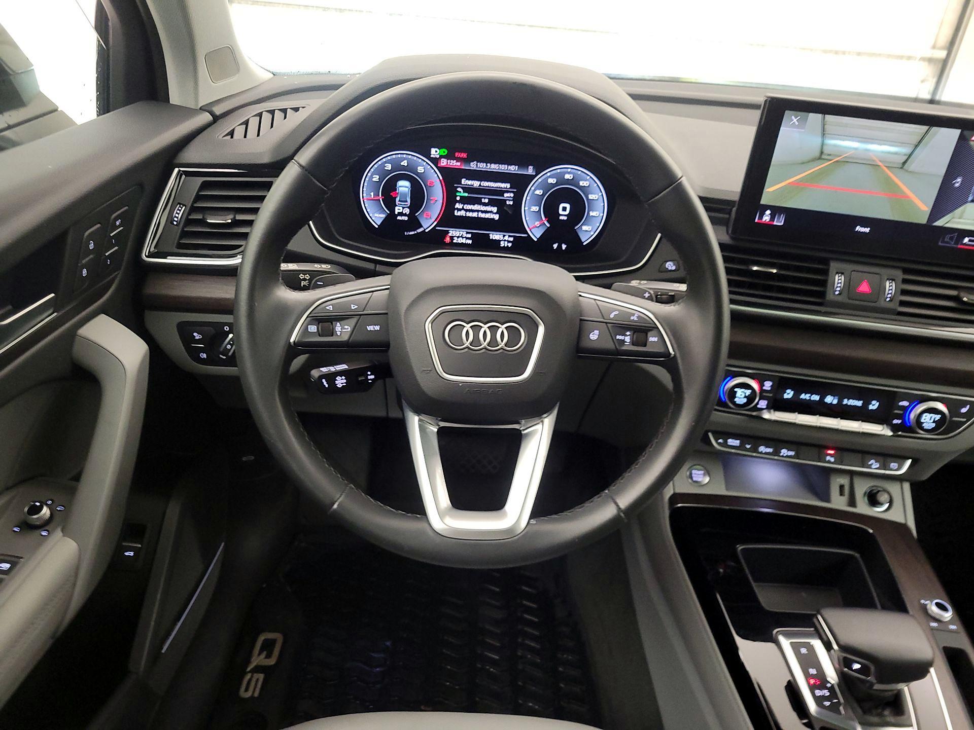 Thumbnail: 2023 Audi Q5 - 10