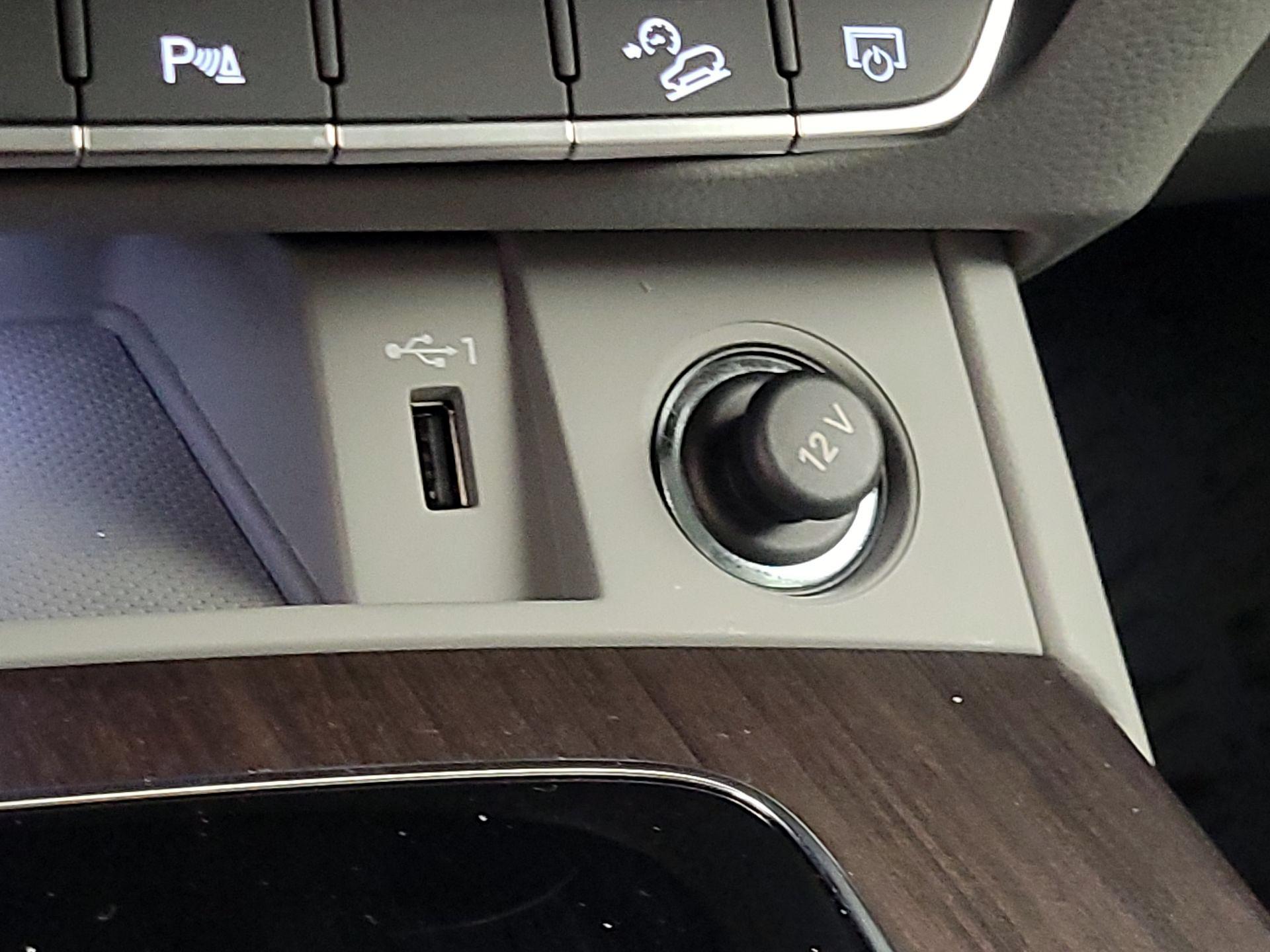 Thumbnail: 2023 Audi Q5 - 18