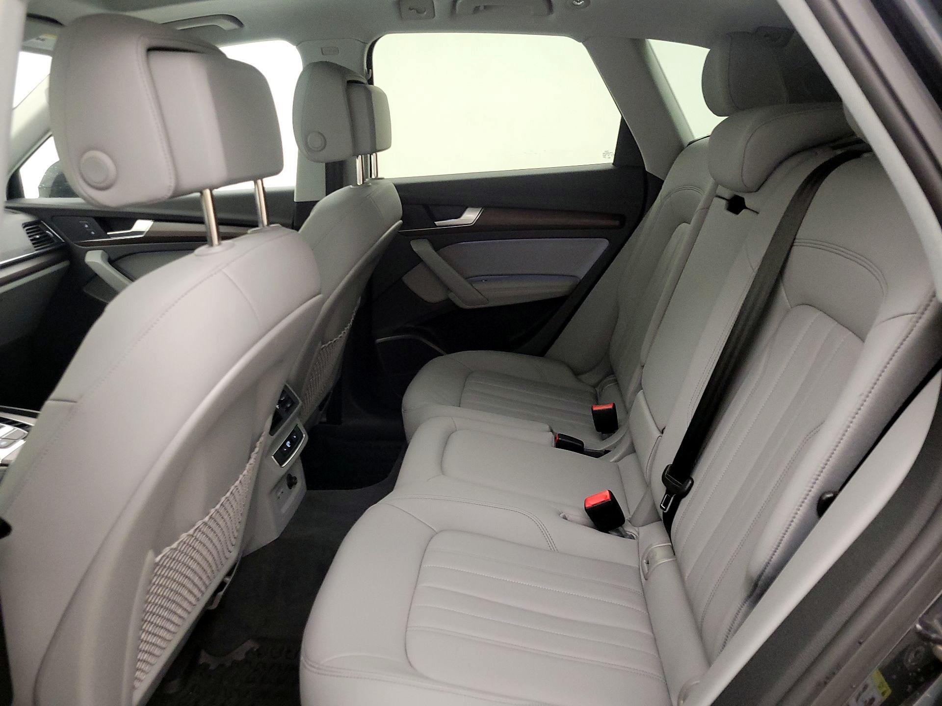 Thumbnail: 2023 Audi Q5 - 20